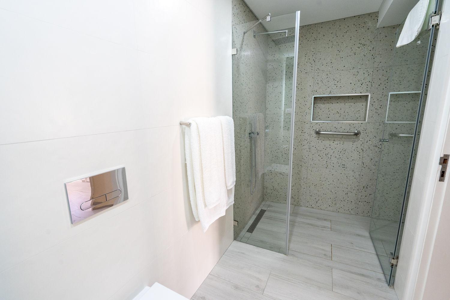 Studio Apartment Sea Front