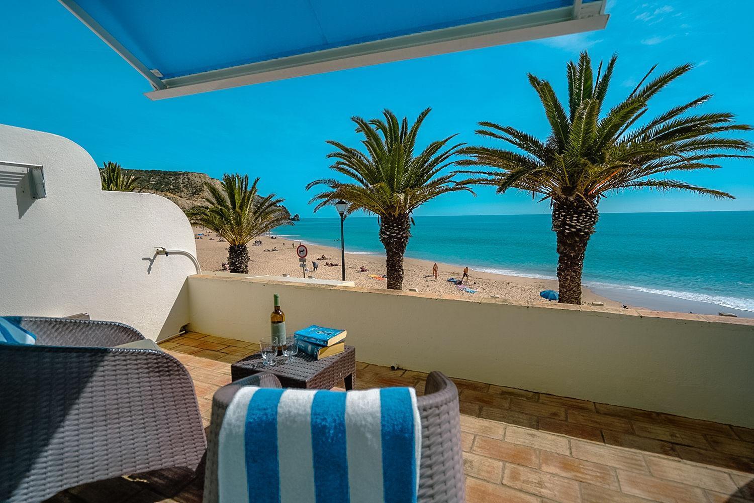 Studio Apartment Sea Front