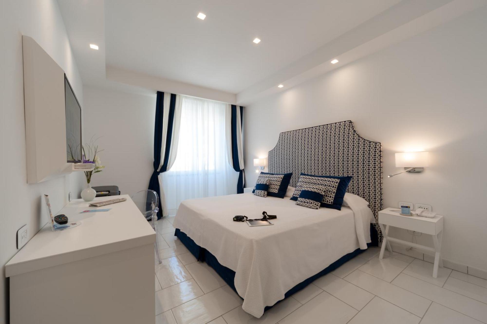 Classic Double Room,1656185886:JPEG