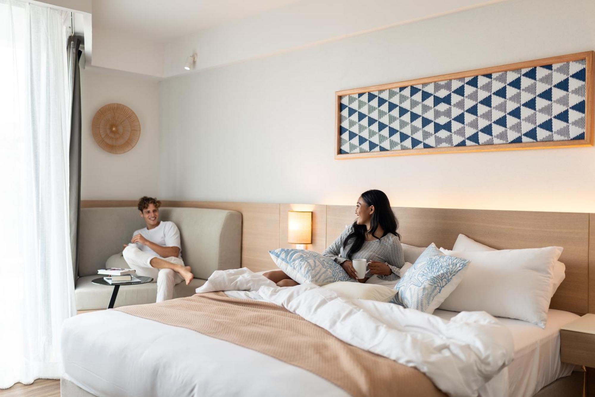 Habitación Doble Clásica con cama extra grande y balcón