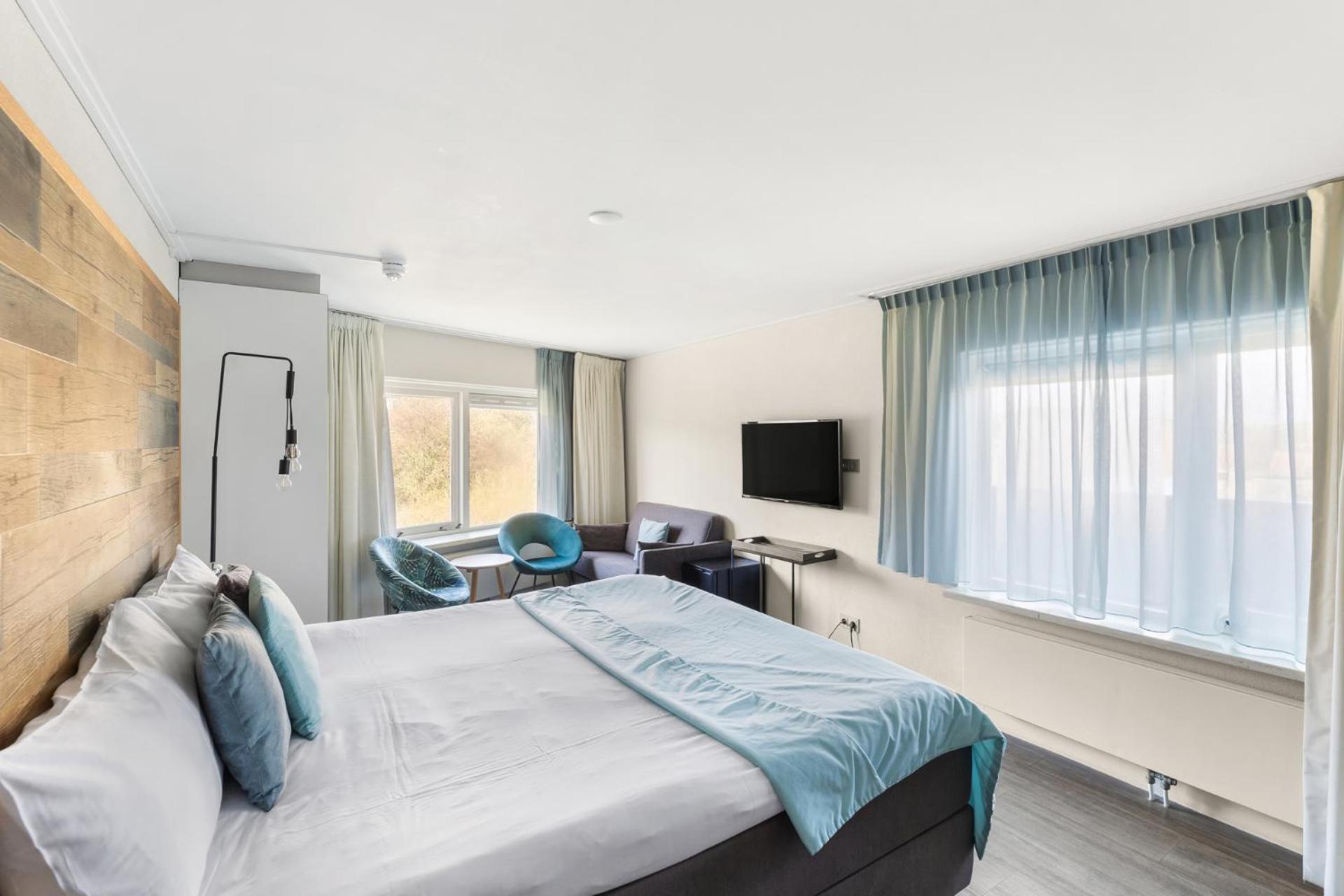 Double Room,1658064407:JPEG