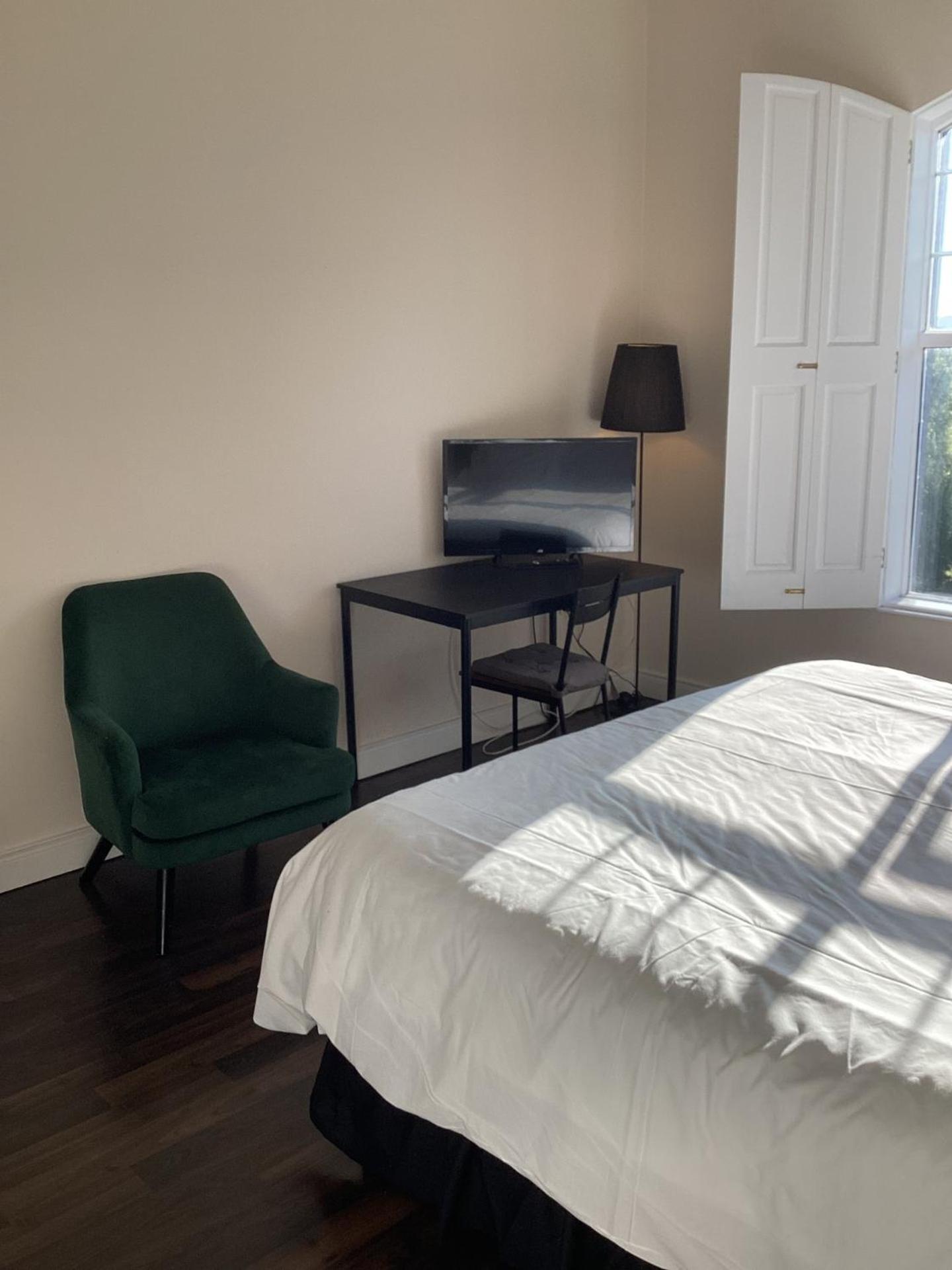 Deluxe Family of 7 Room