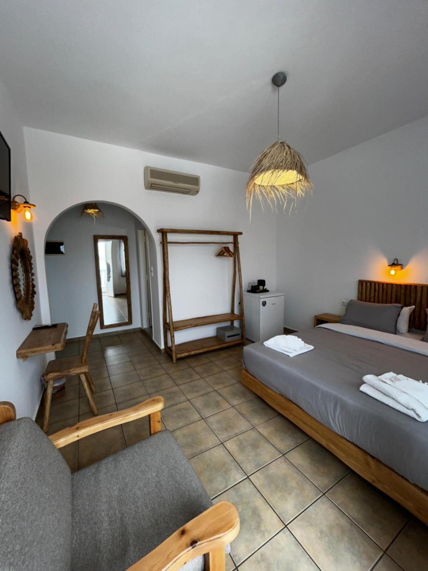 Deluxe tweepersoonskamer met balkon en uitzicht op zee