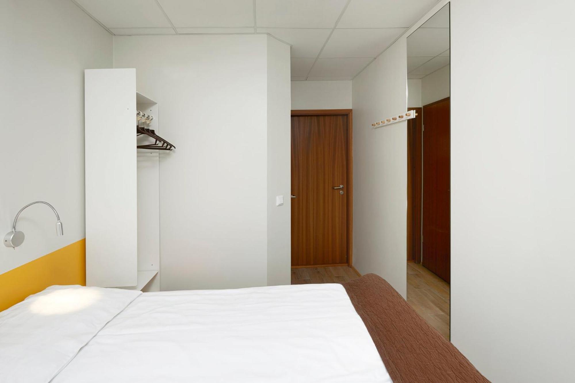 Budget no window Twin Room