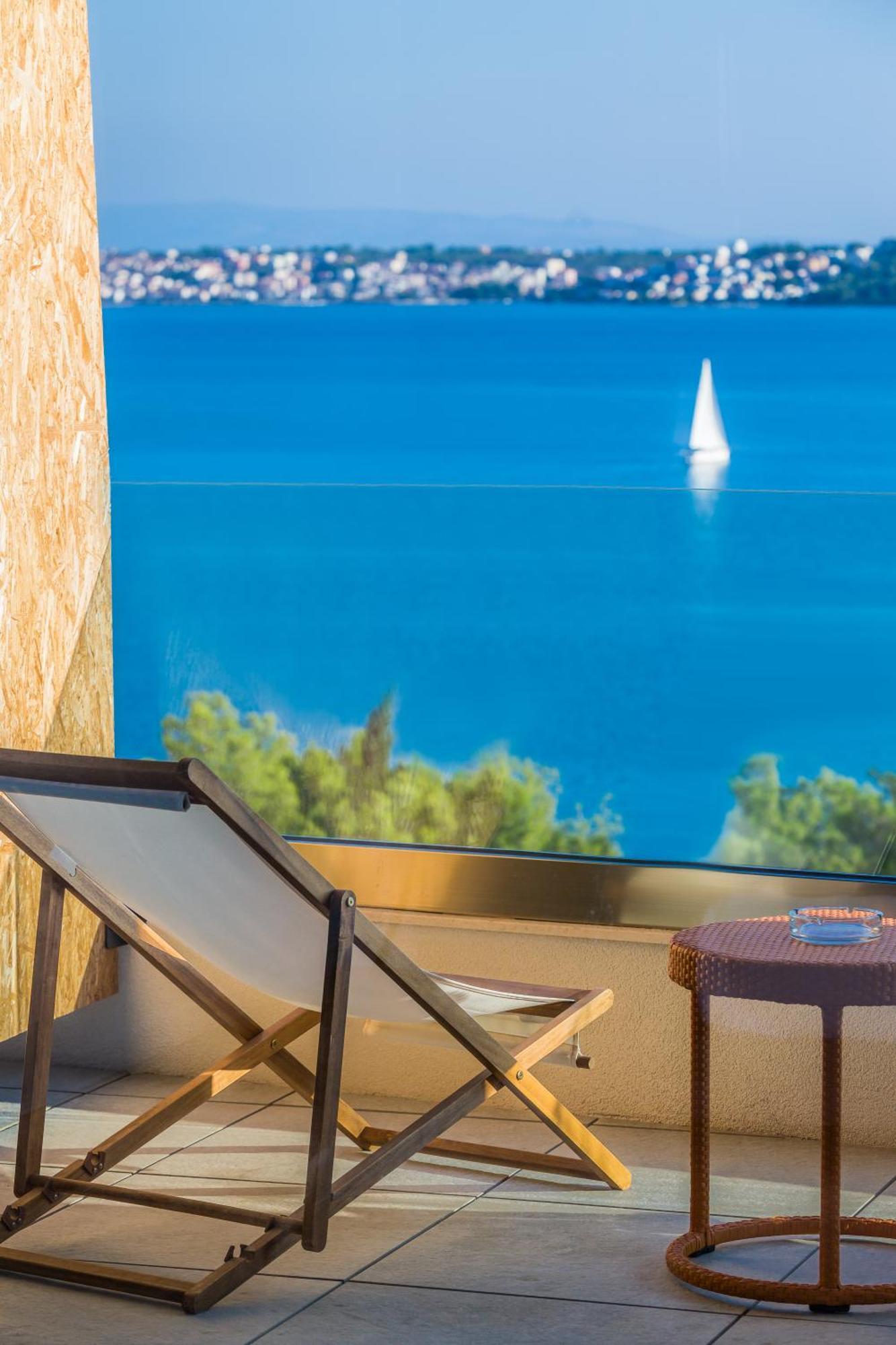 Deluxe Suite with Balcony and Sea View