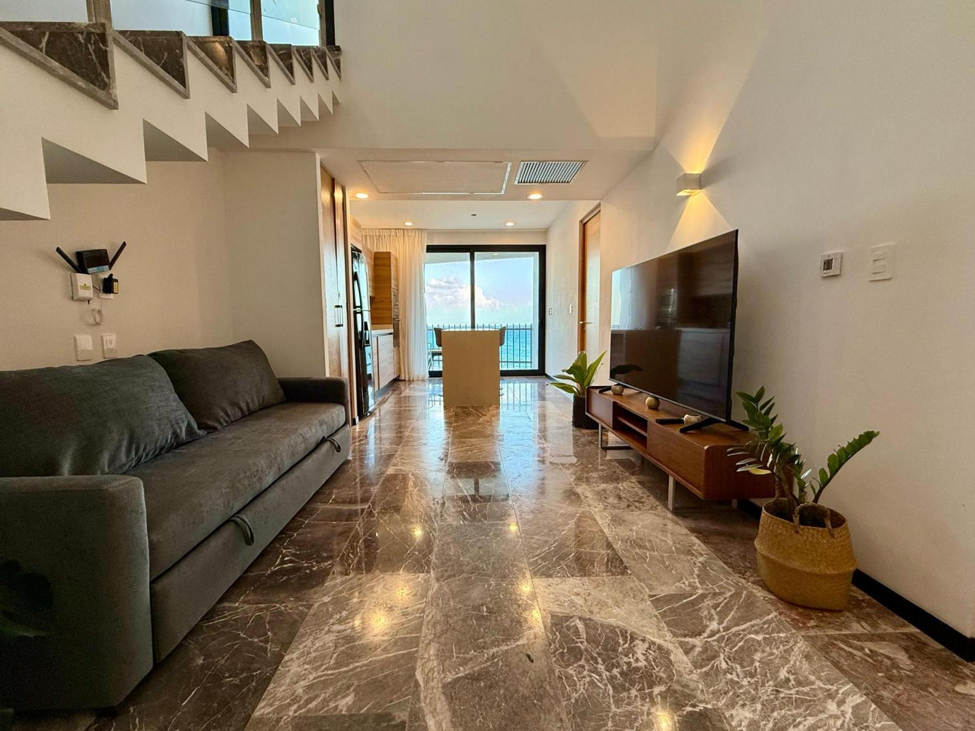 2 BR Duplex Private Rooftop Pool Oceanfront,1658233415:JPEG