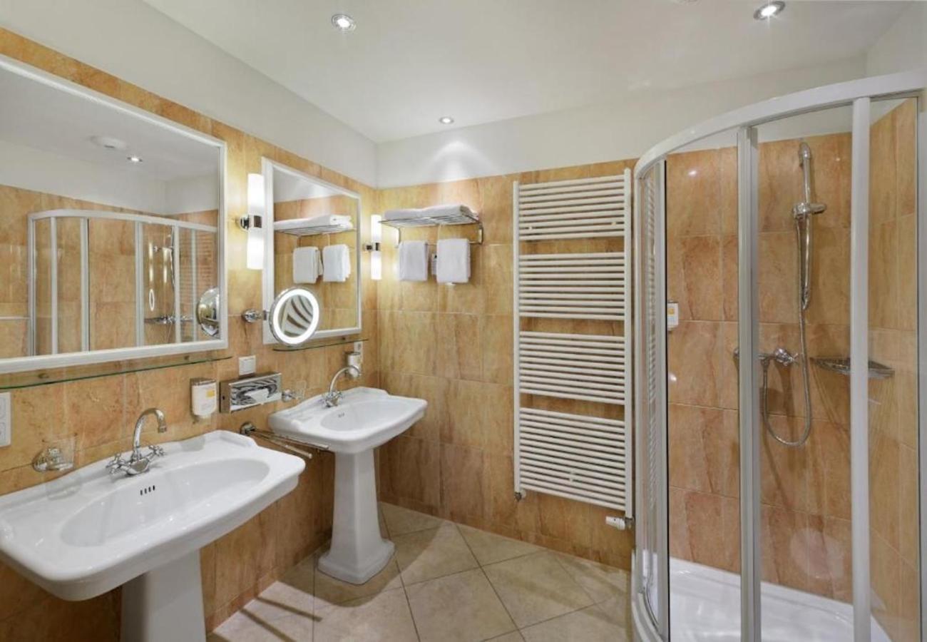 One-Bedroom Suite,1658800822:JPEG