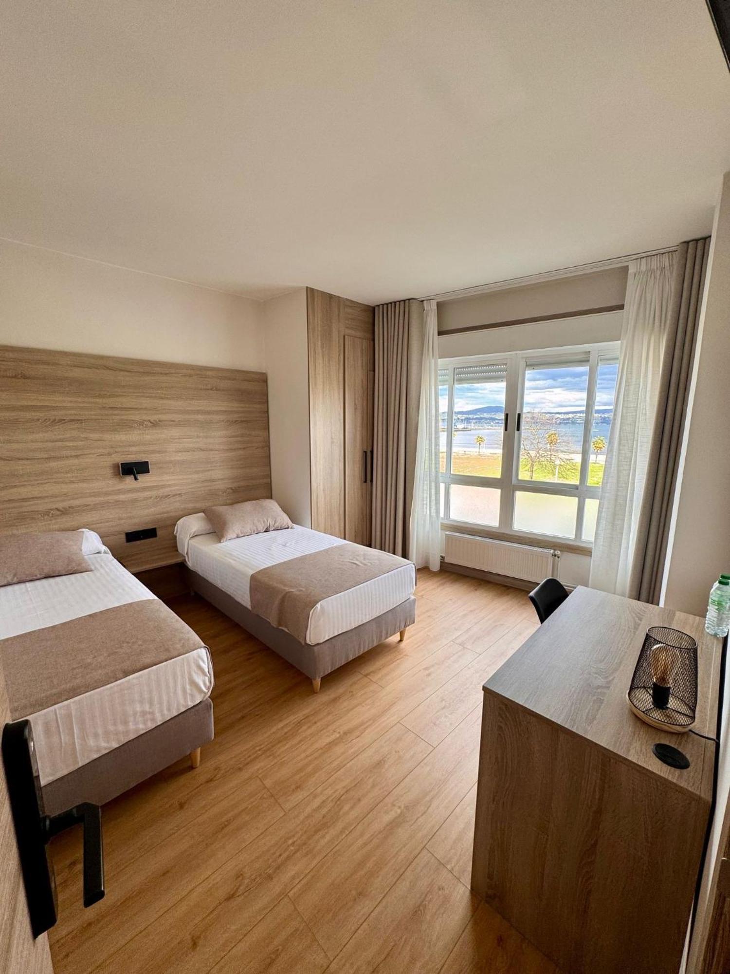 Standard Twin Room Sea View