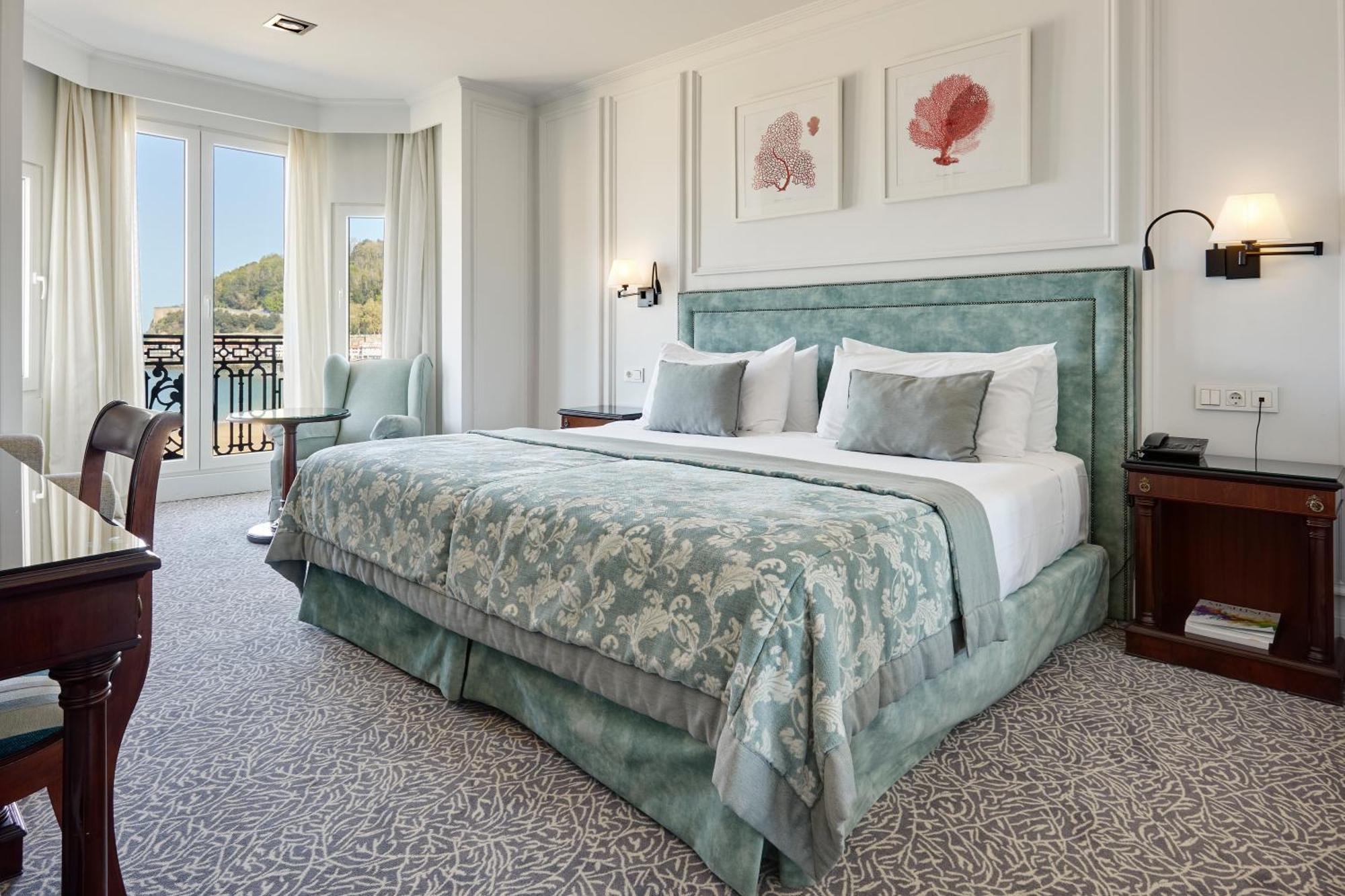 Classic Double or Twin Room Sea View