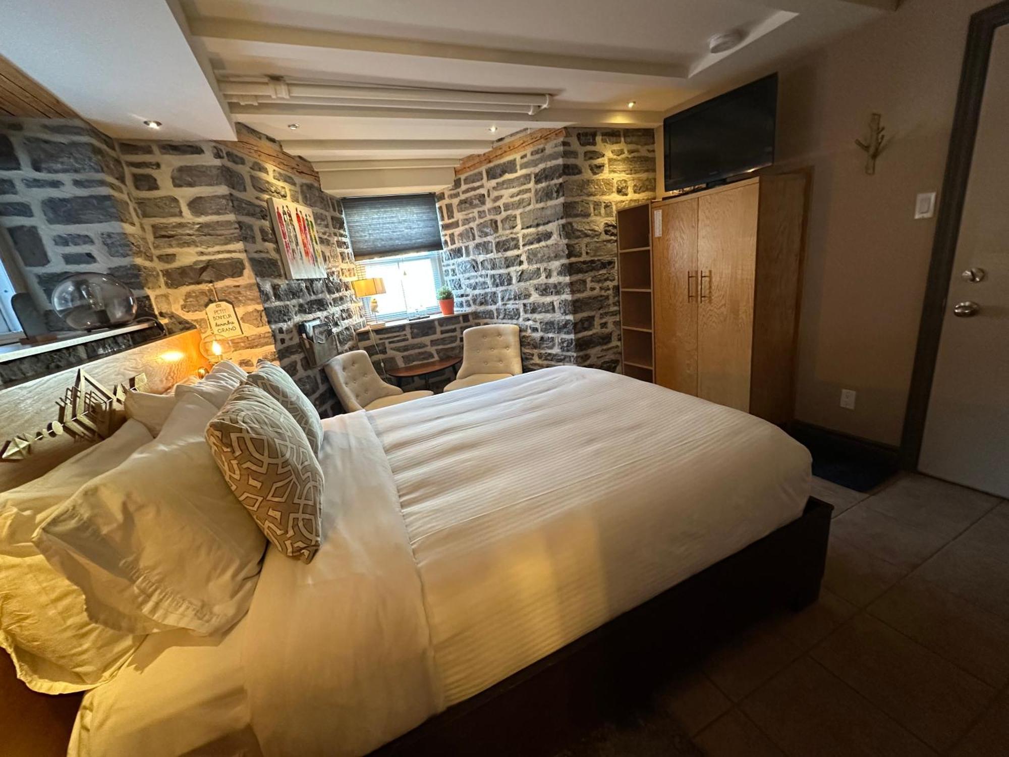 Superior Room Stone Wall