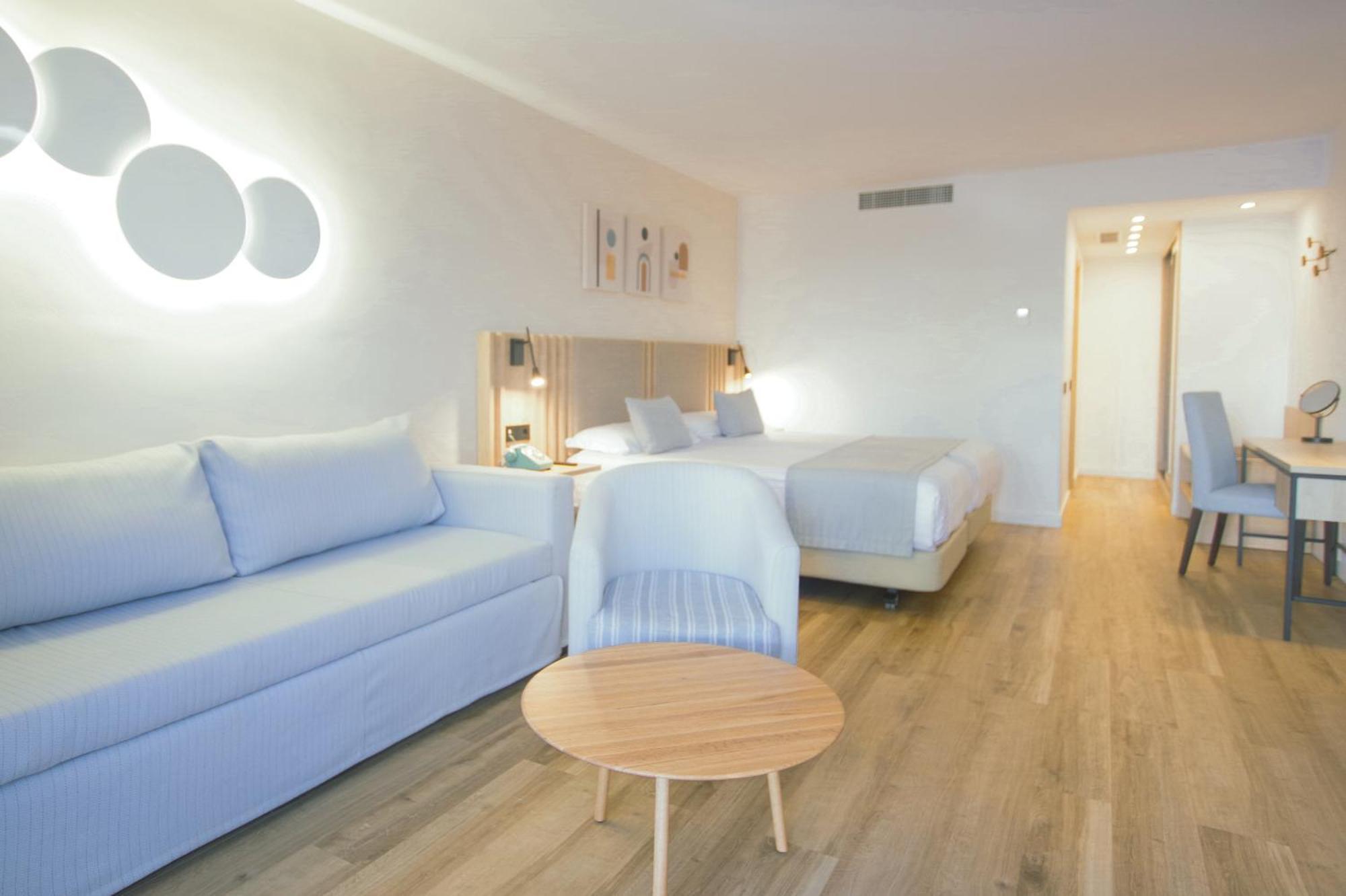 Triple Room Sea View,1698858536:JPEG