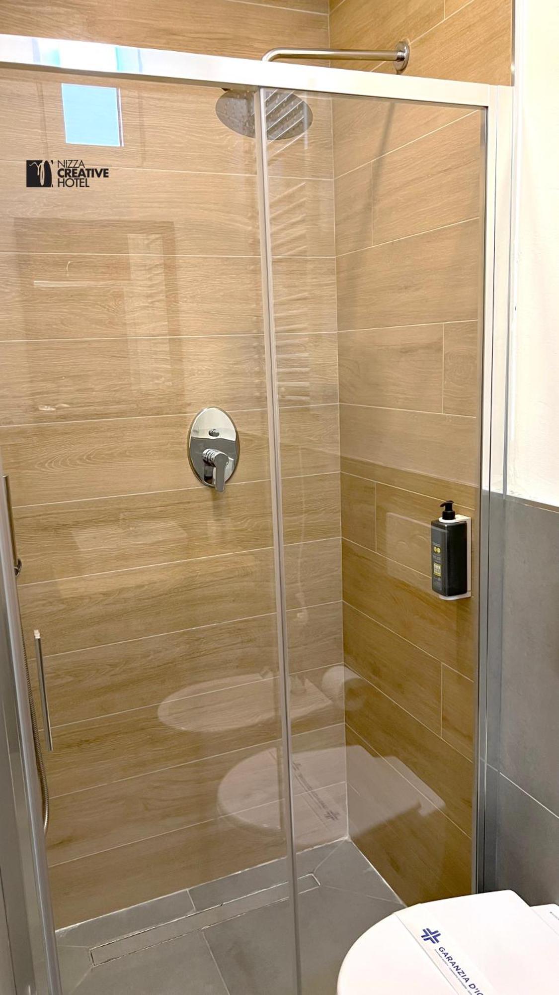 Twin Room Private Bathroom