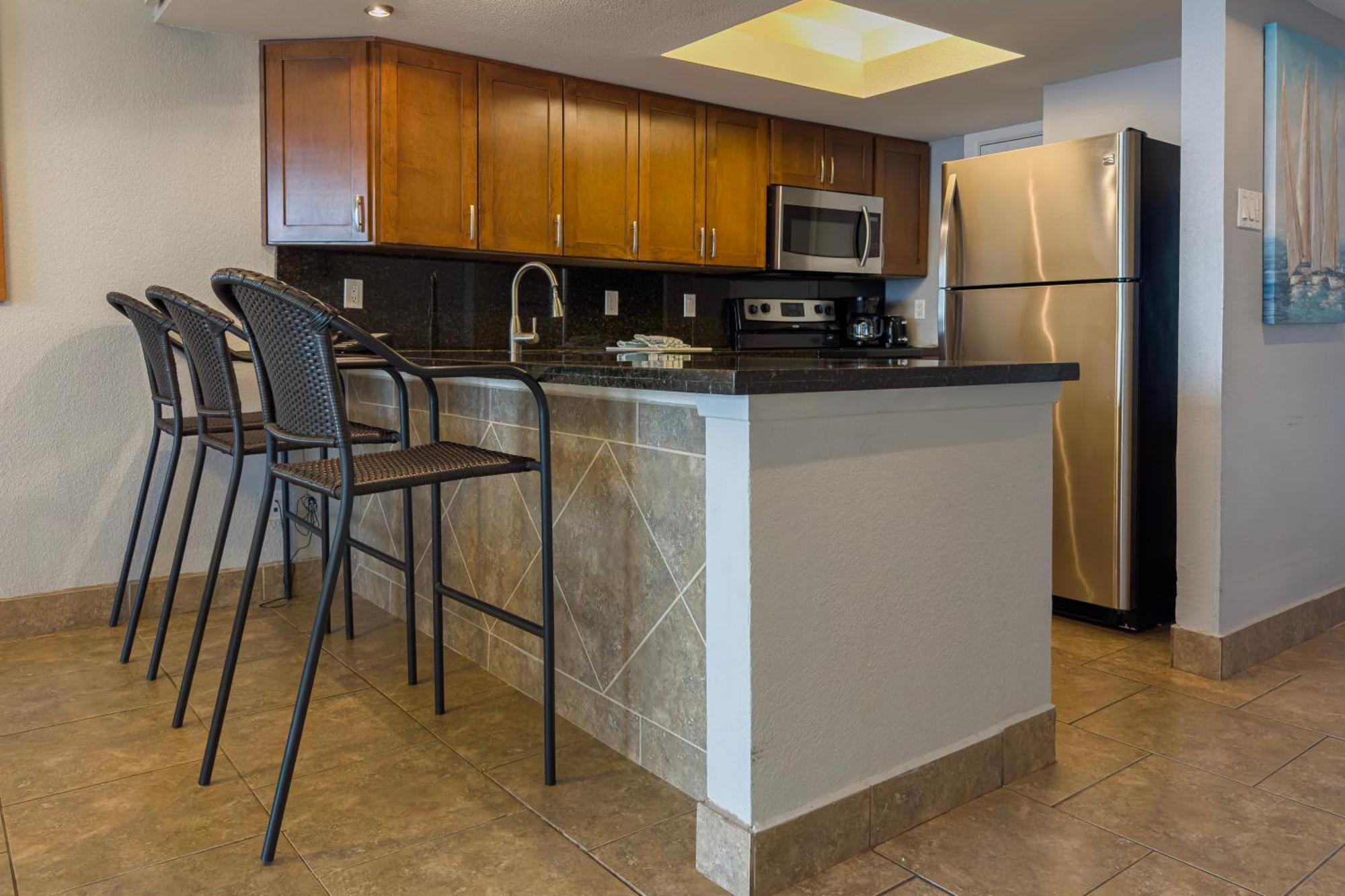 Two-Bedroom Condominium(9th-12th Floor)