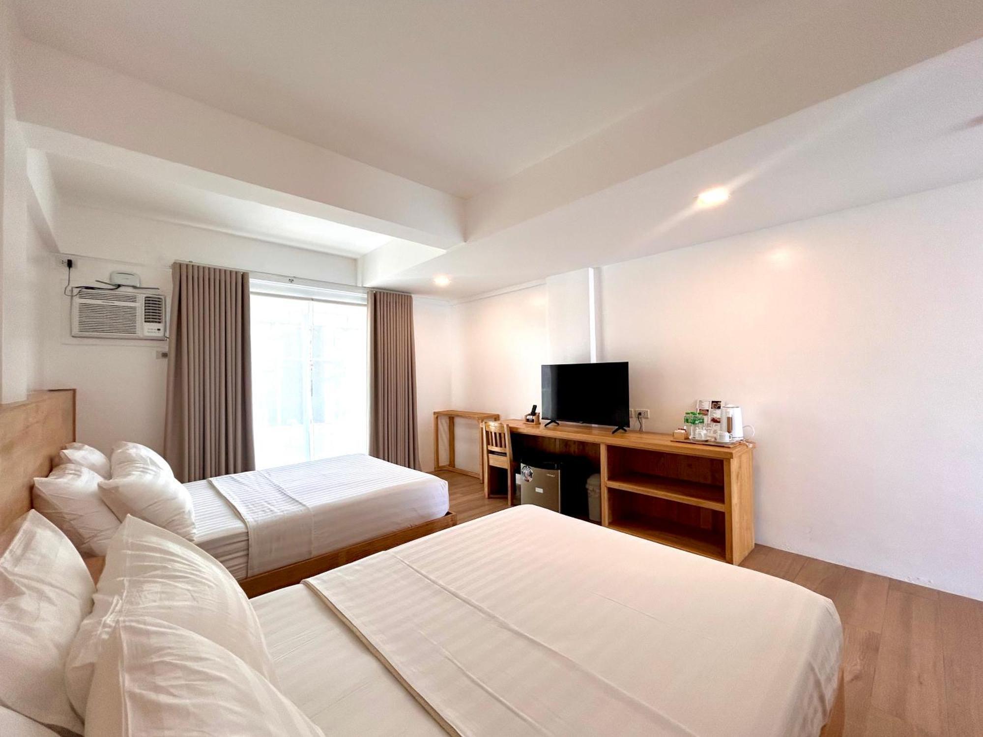 Deluxe Quadruple Room