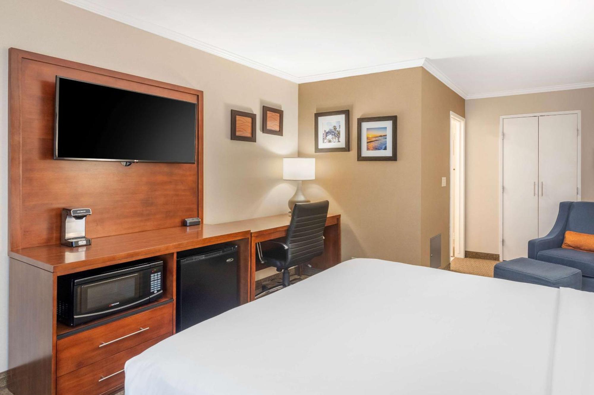 Standaard Kamer met 1 Kingsize Bed en Slaapbank - Rookvrij