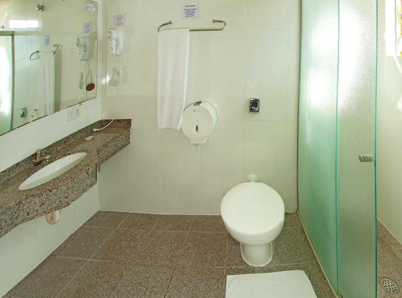 Superior Triple Room 3 Single Beds