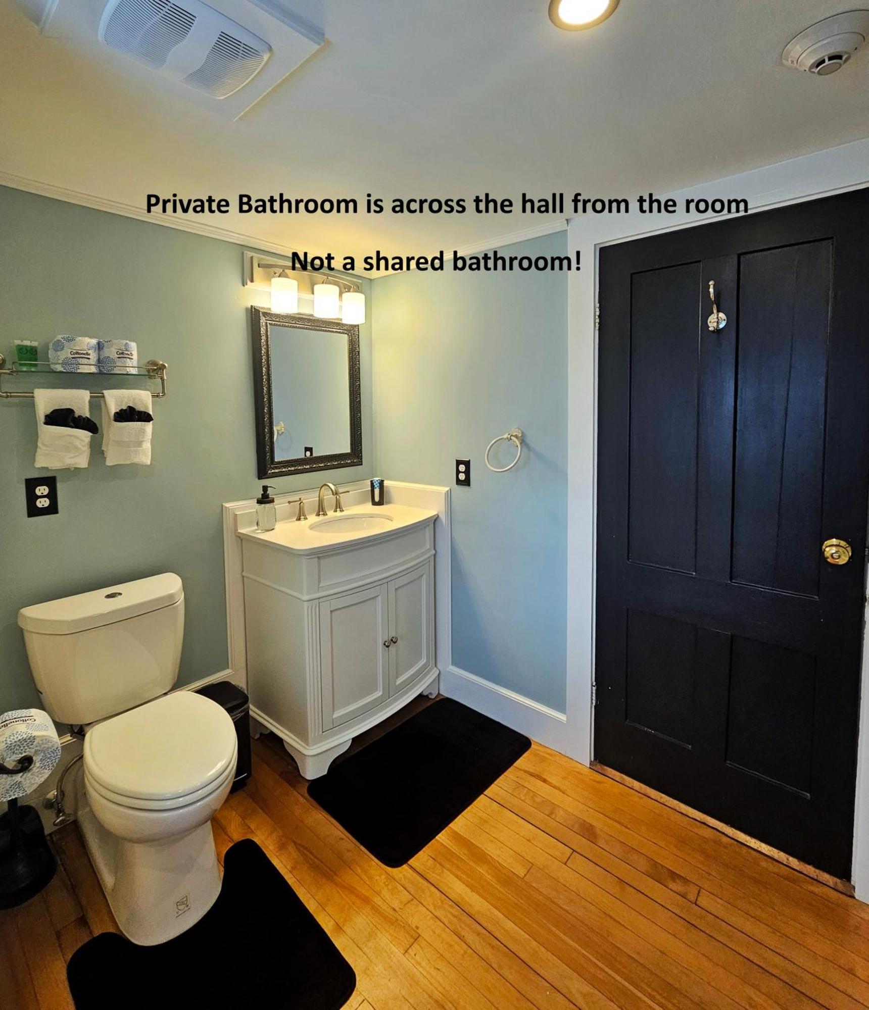 Deluxe Double Room Bath