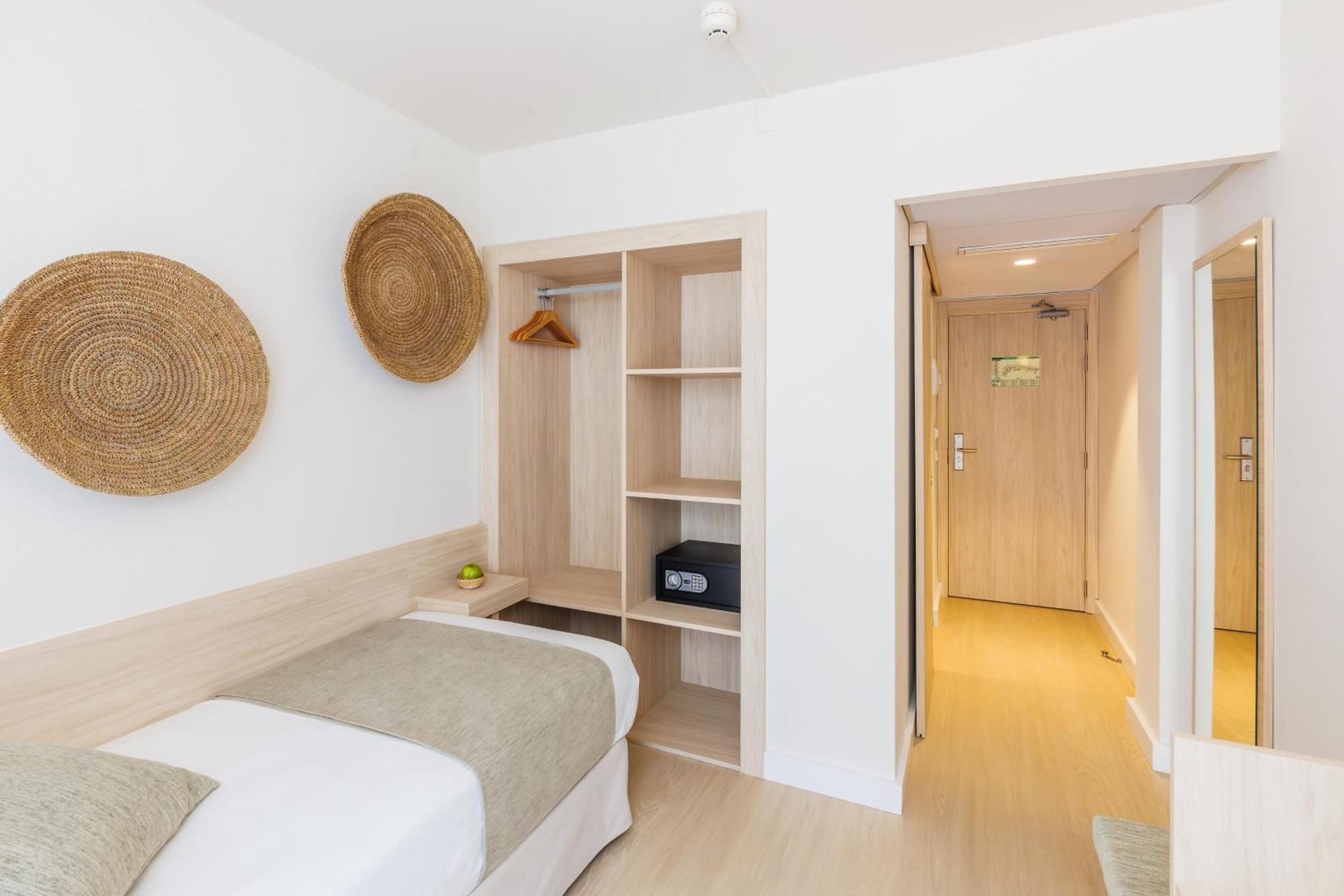 Single Room,1665488522:JPEG