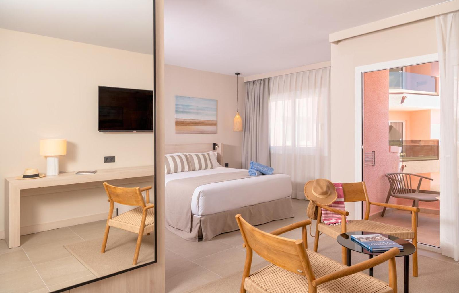 Junior Suite Premium Double 1 or 2 beds,1666638907:JPEG