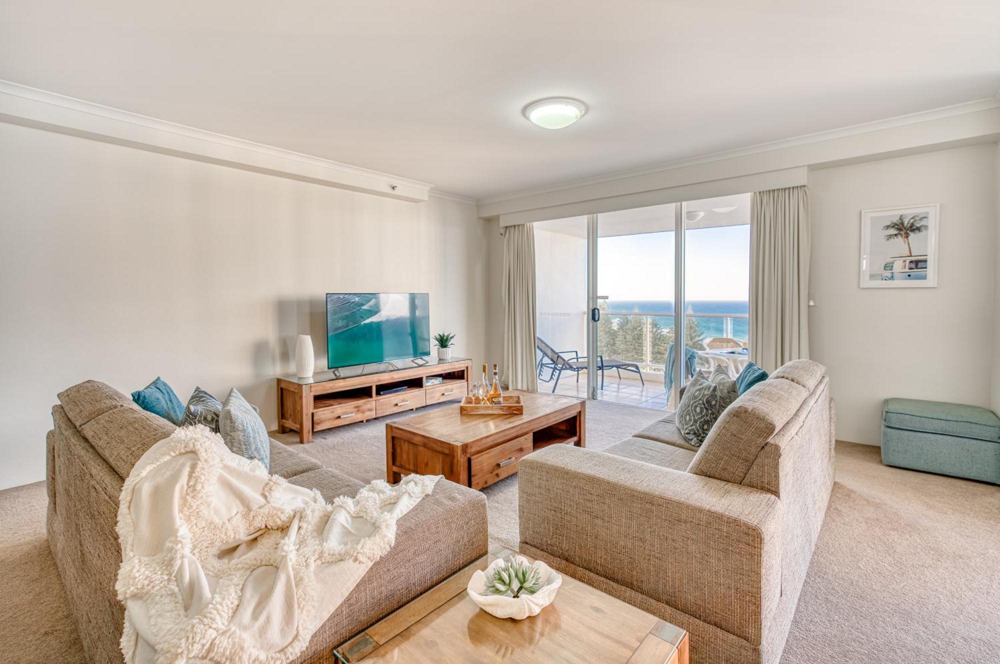 Superior One-Bedroom Apartment Ocean View