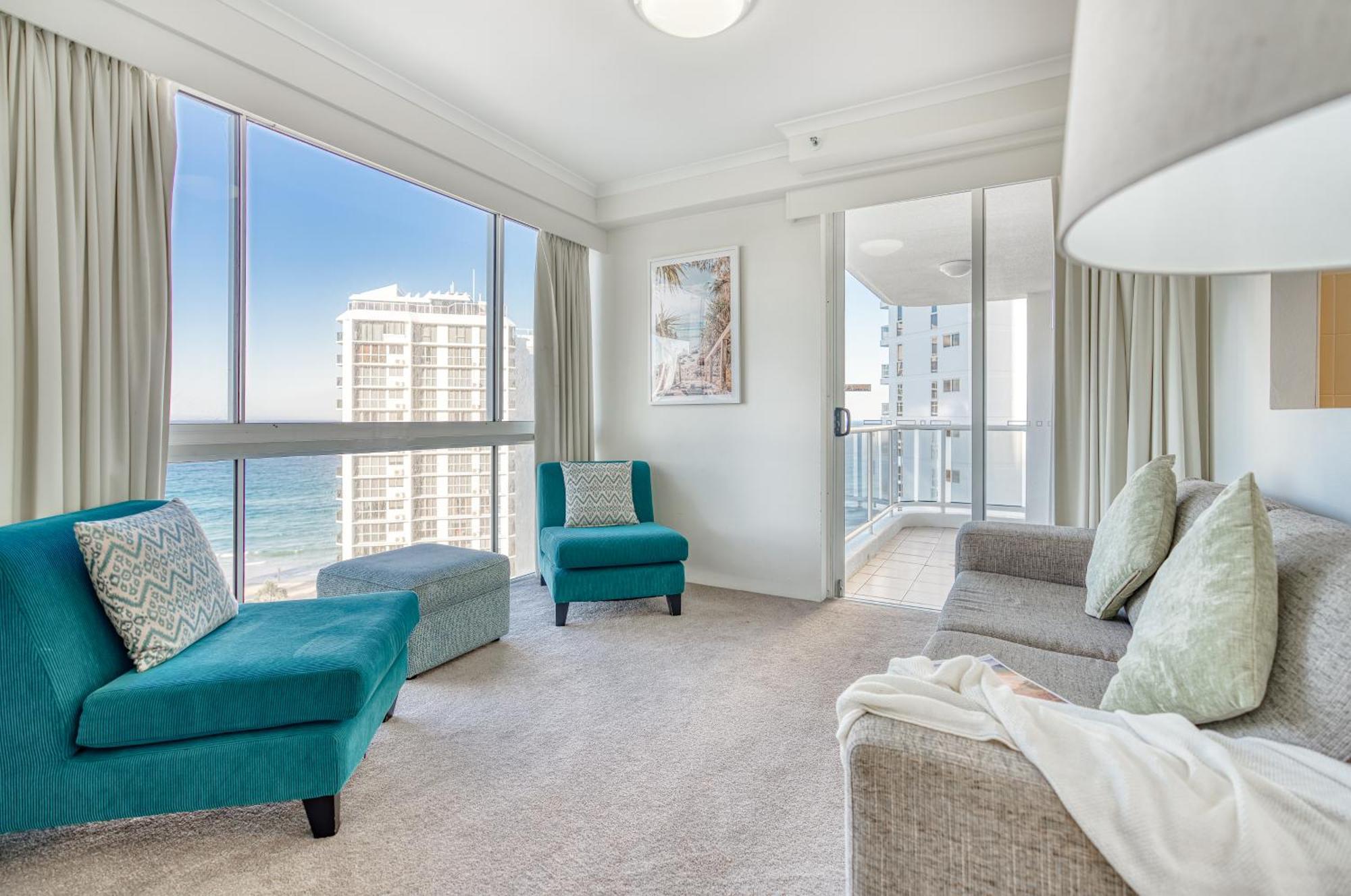 Superior One-Bedroom Apartment Ocean View