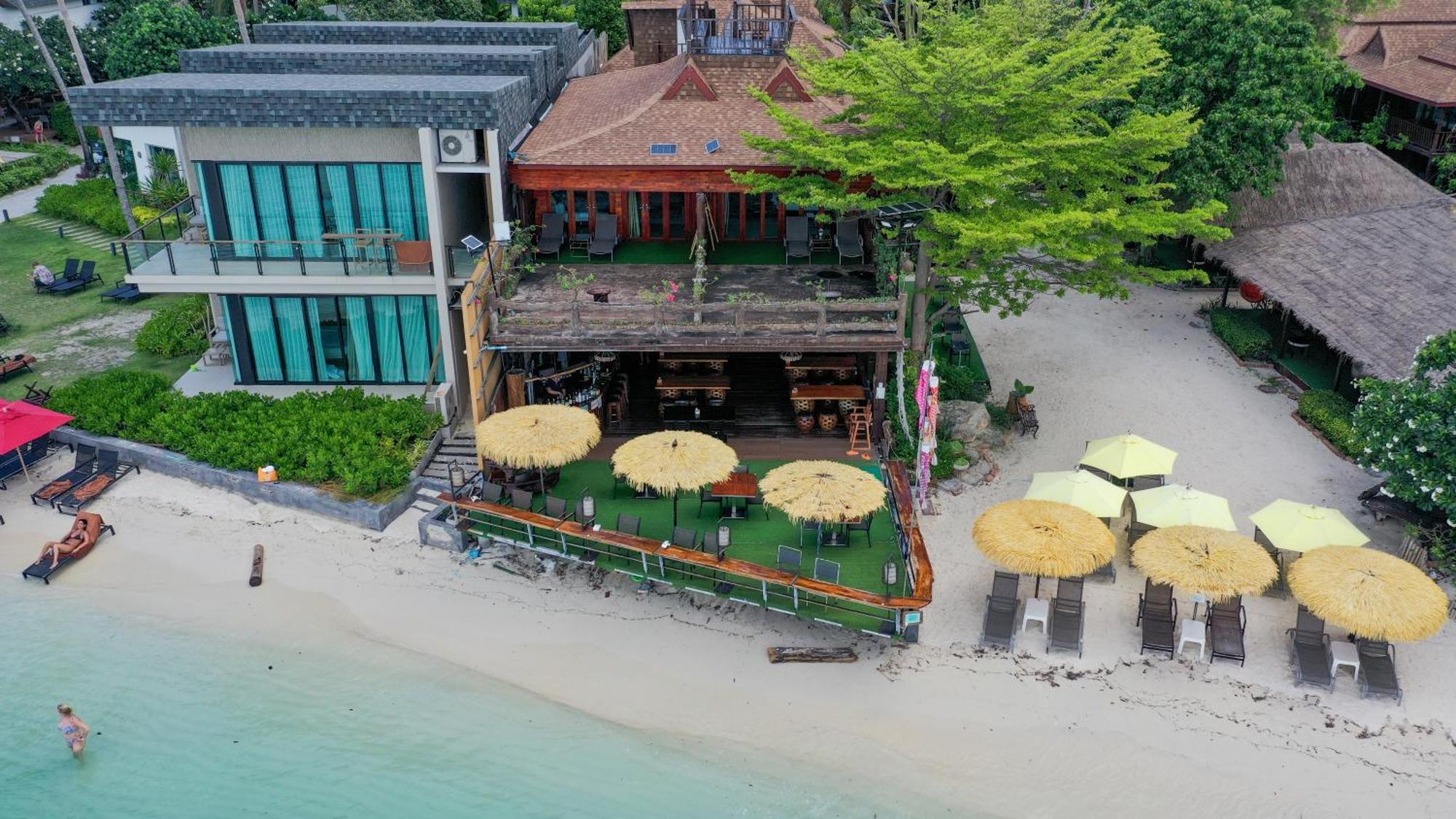 Deluxe Double Room with Sea View,1669018253:JPEG