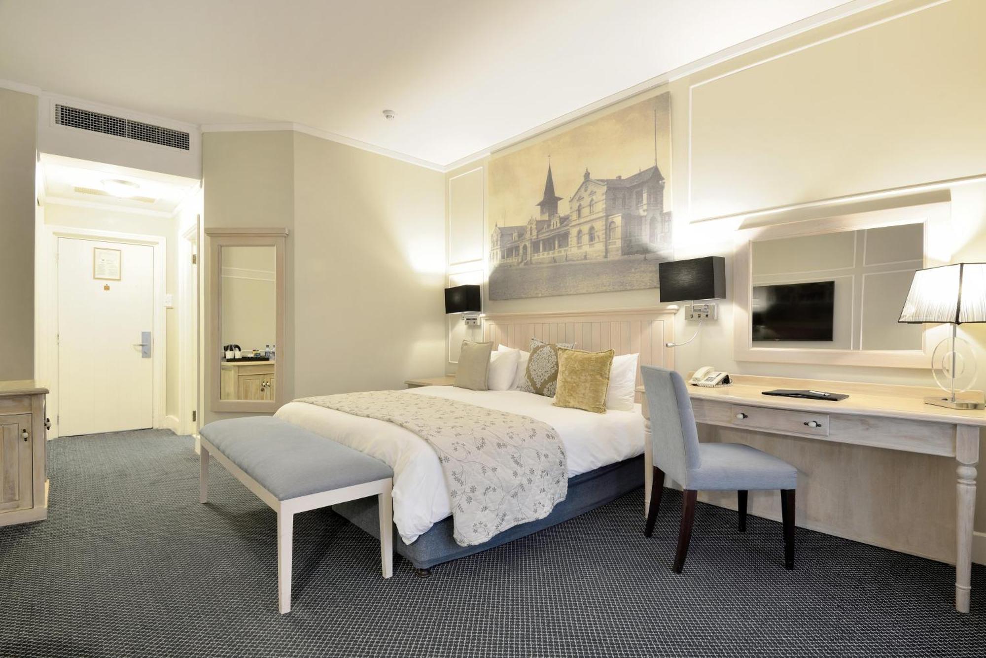 Luxus Zimmer mit Queensize-Bett