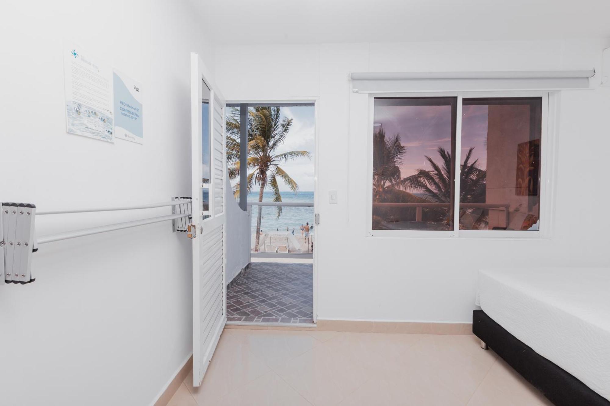 Deluxe Twin Room Balcony Sea View