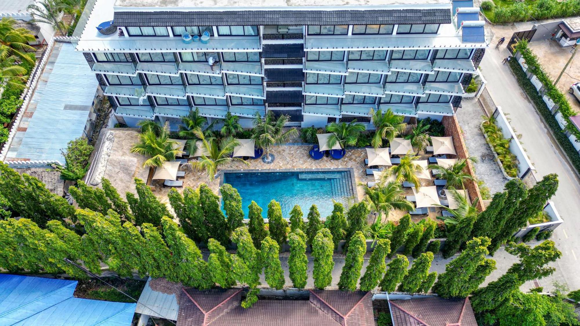Z2 Rooftop Suite with Full Sea View