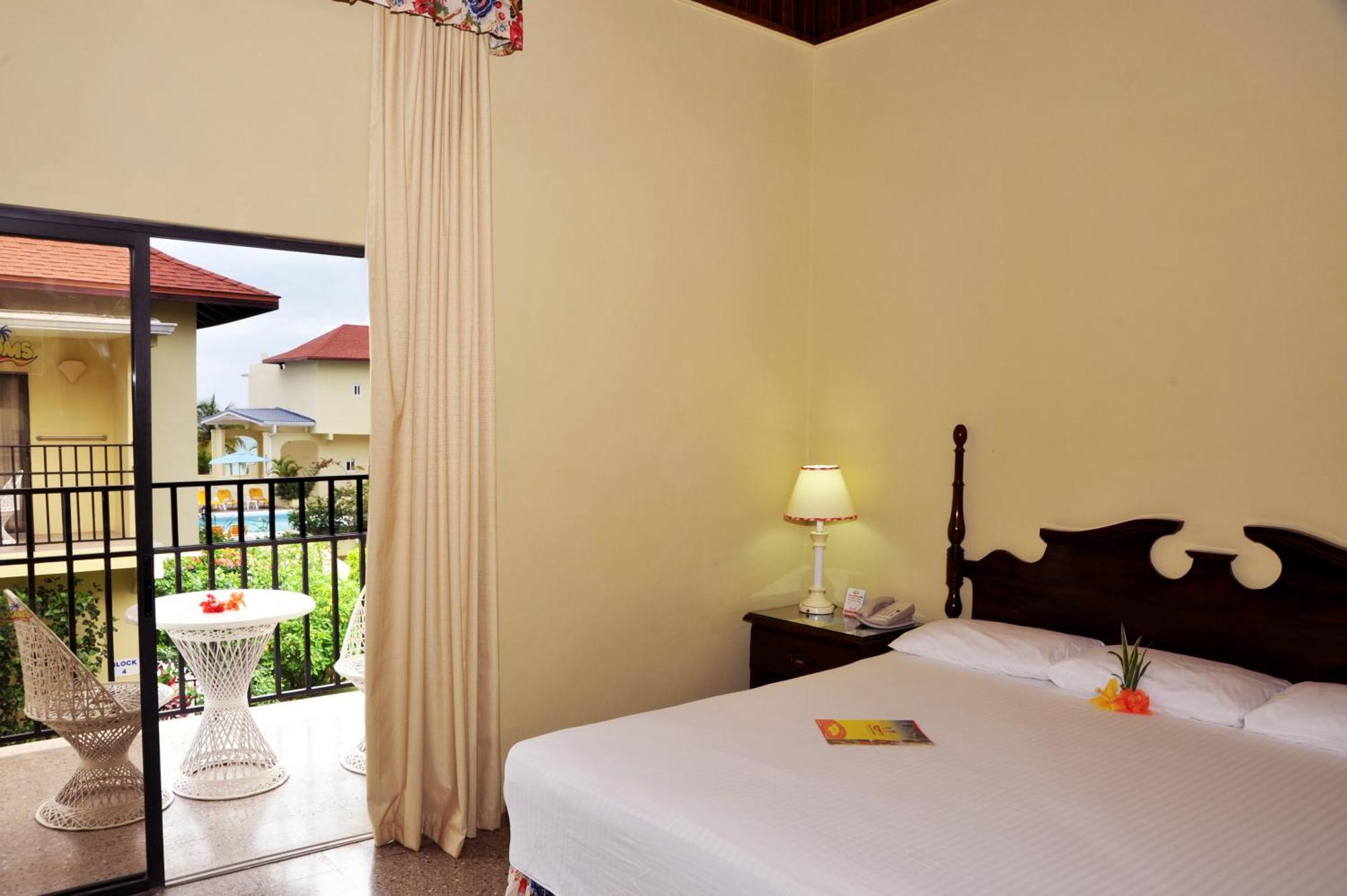 King Room with Garden View