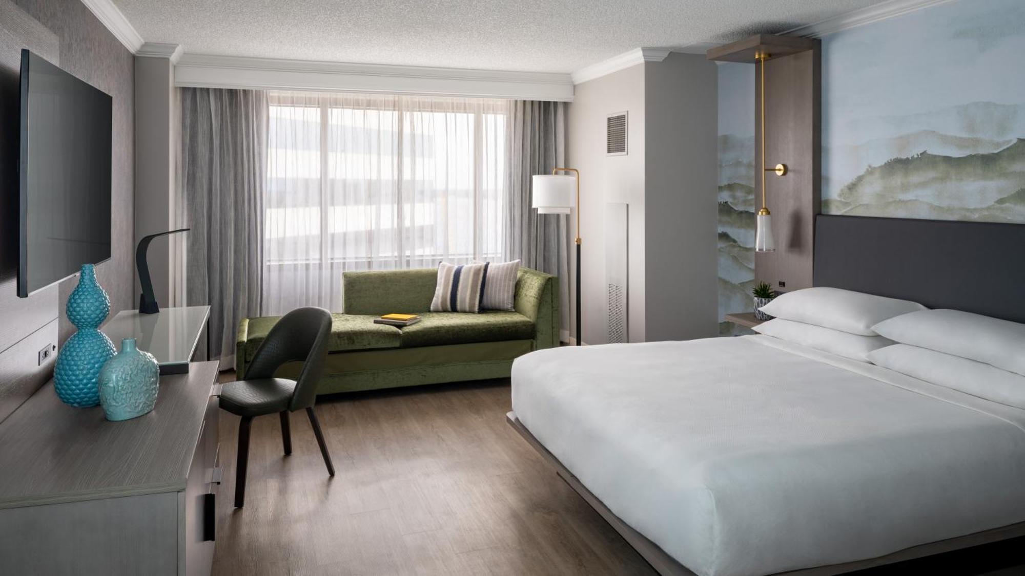 King Room River View,1678674719:JPEG