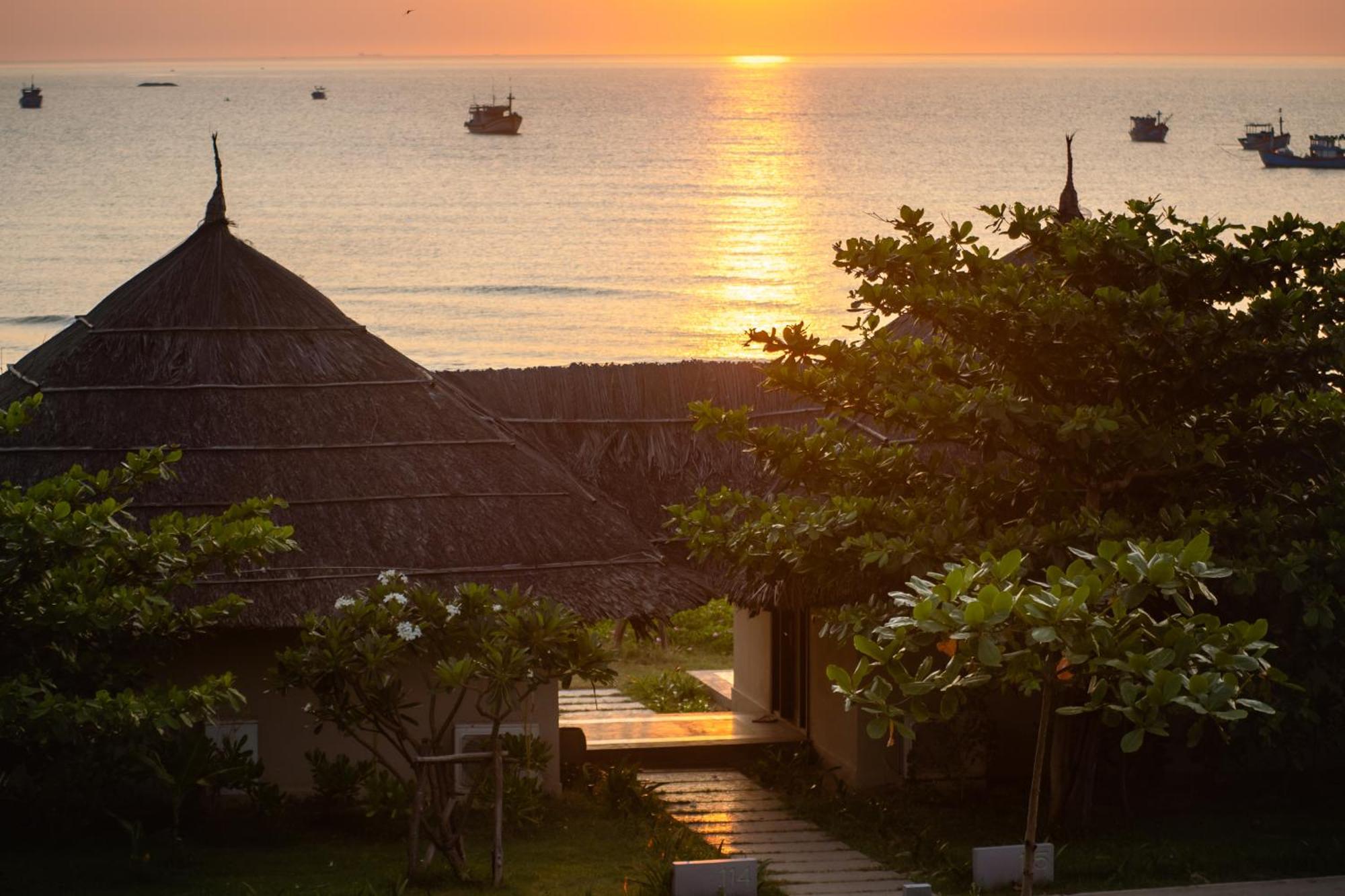 Deluxe Beach front Double bungalow