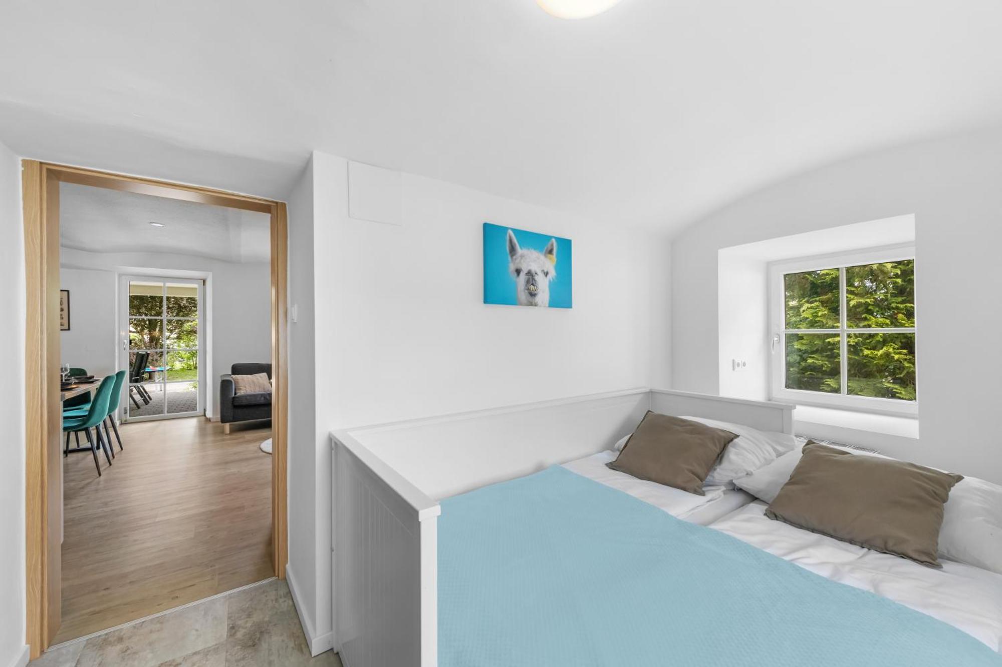 Three-Bedroom Apartment Mountain View