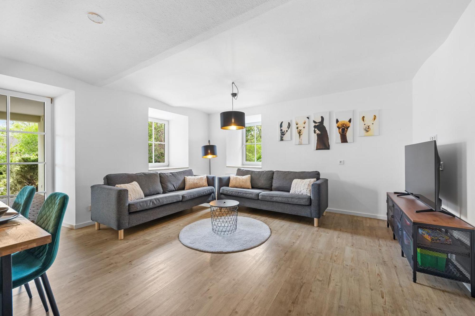 Three-Bedroom Apartment Mountain View