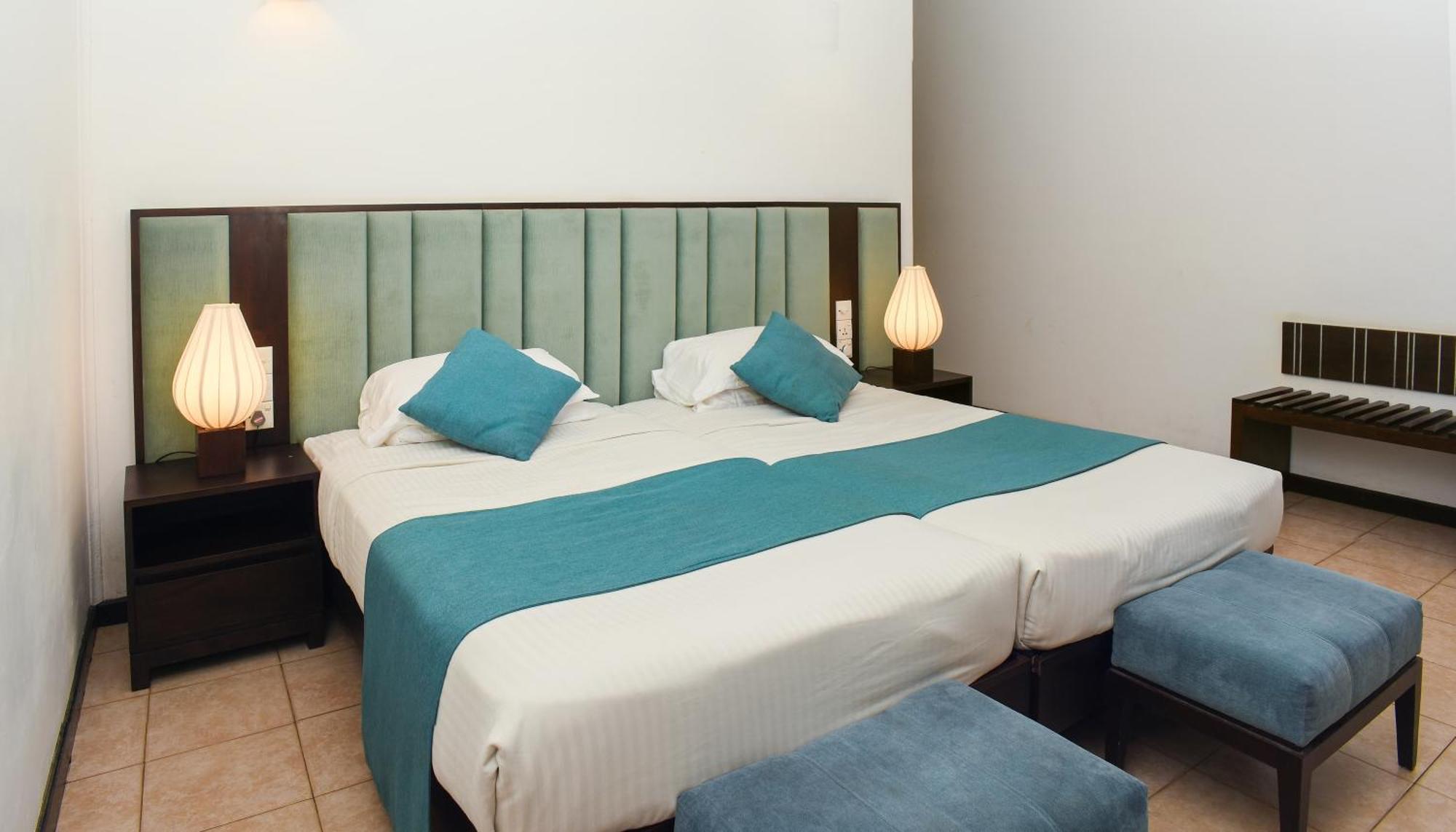 Deluxe Double or Twin Room Sea View