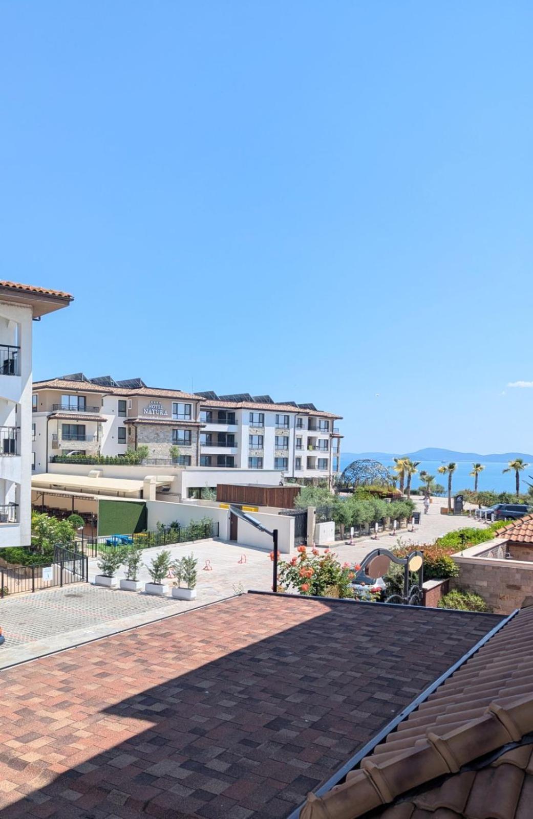 Two-Bedroom Apartment Partial Sea View