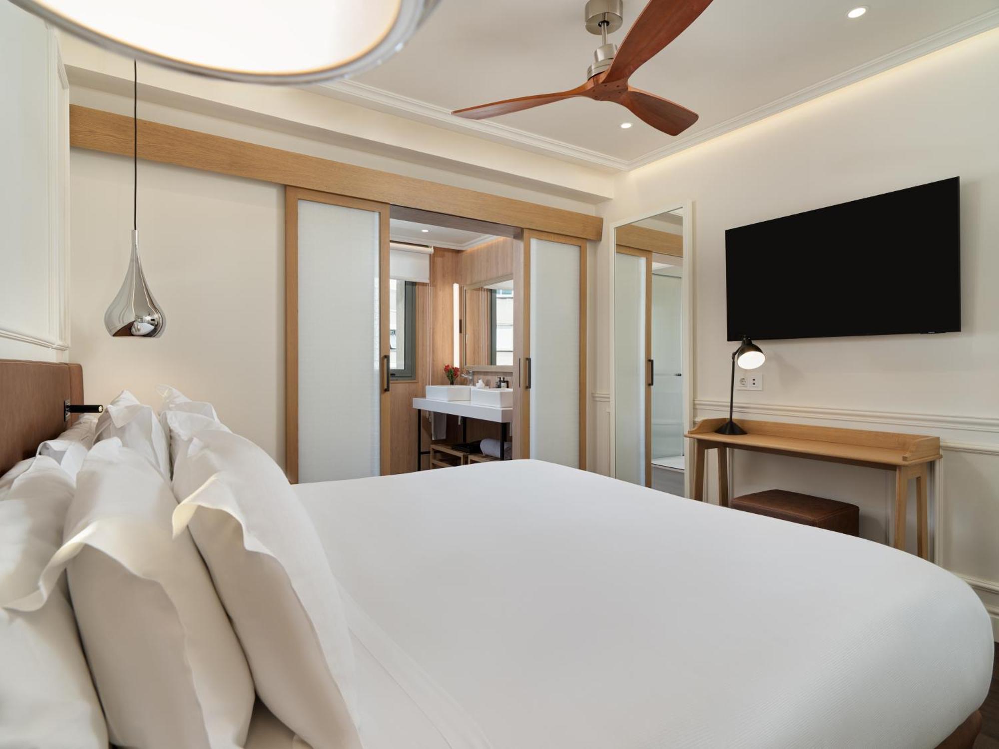 Classic Room,1675796670:JPEG
