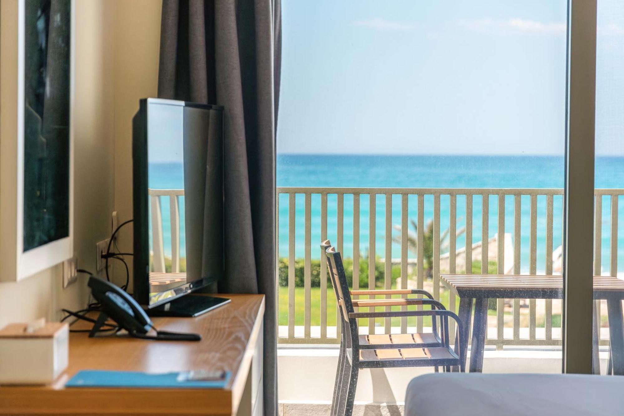 Deluxe Suite Sea View