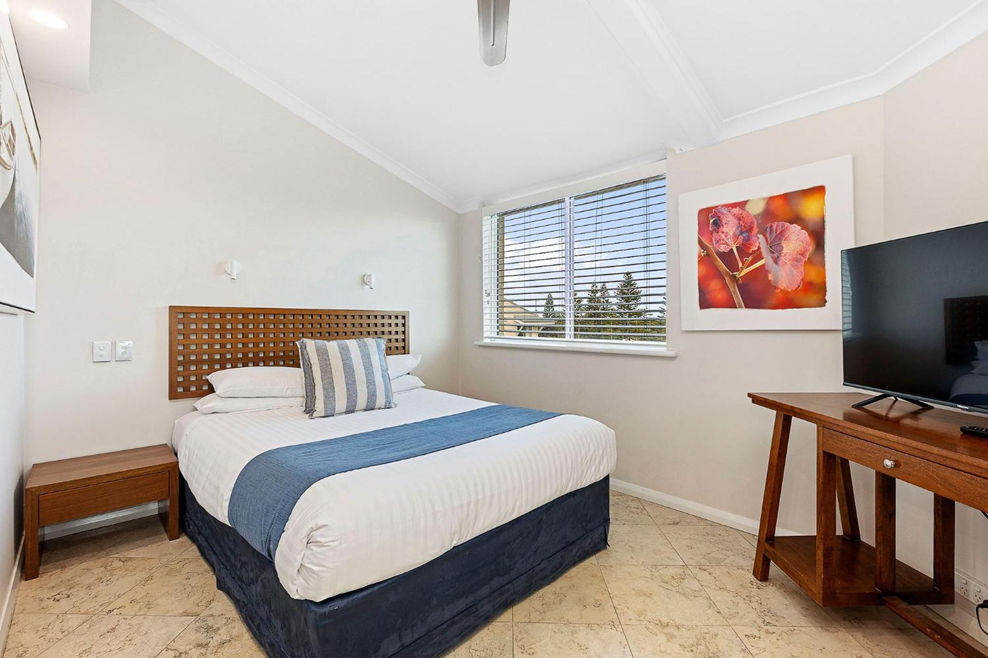 Collections Two-Bedroom Deluxe Apartment