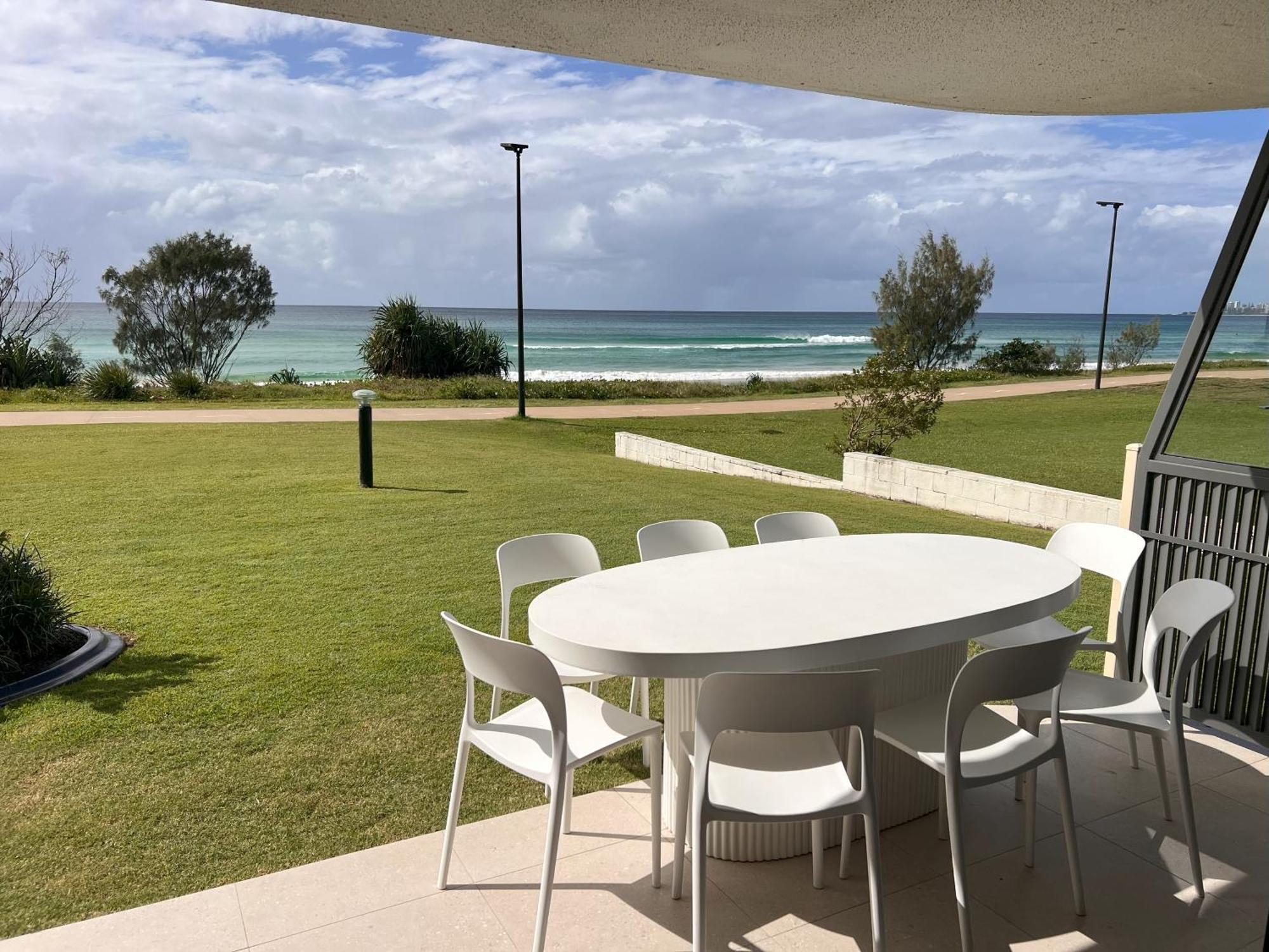 Ground Floor Beachfront 2 Bedroom Superior Apartment