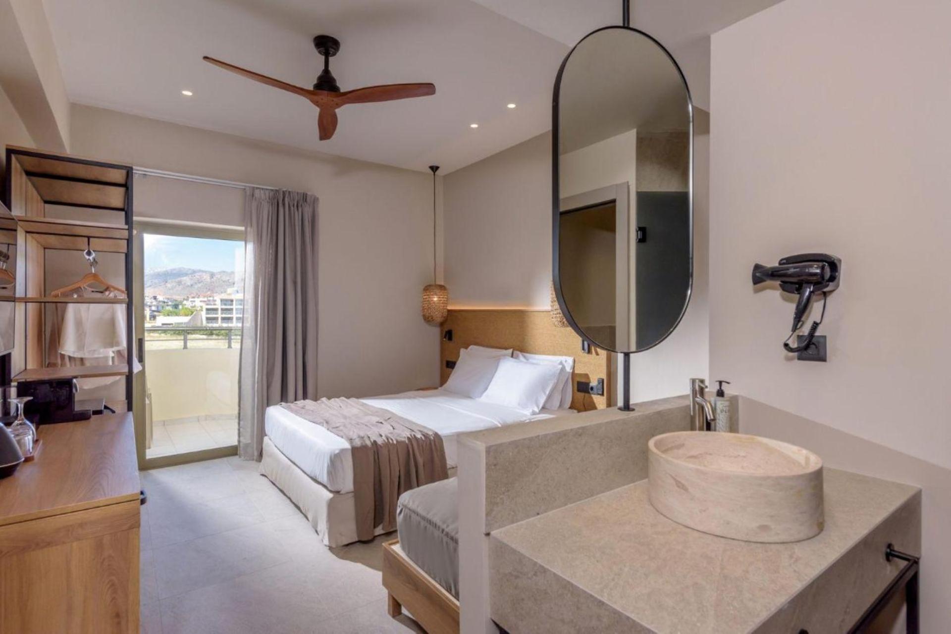 Chambre Premium - Vue Latérale sur Mer