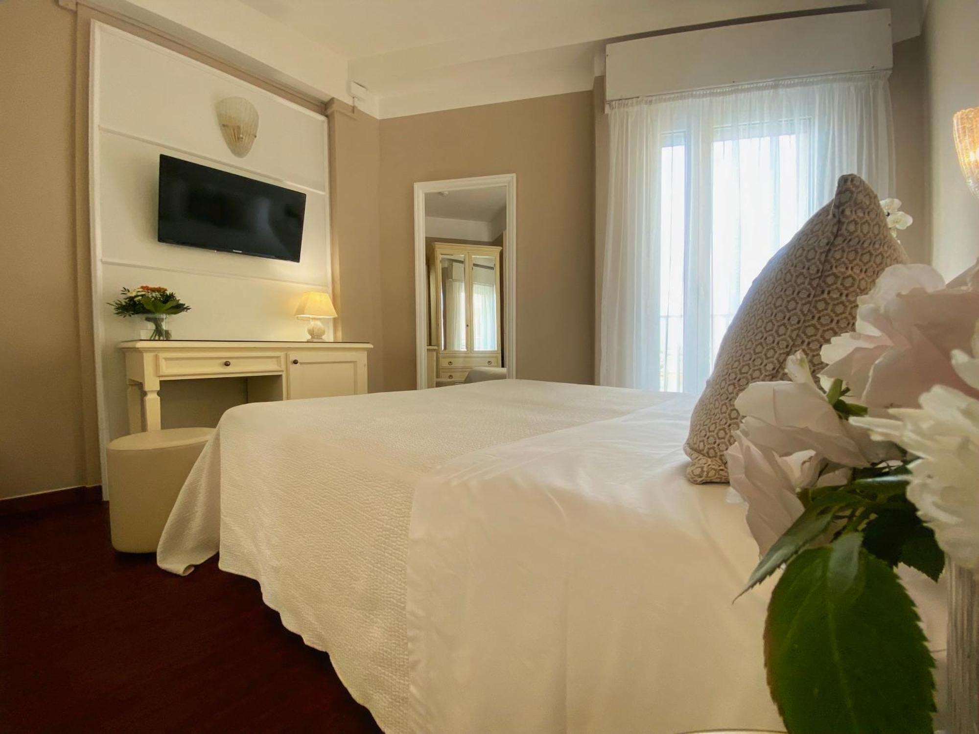 Double or Twin Room with Balcony