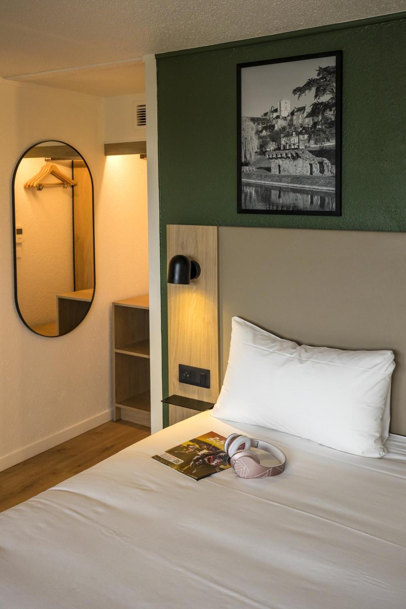 Double Room,1678623664:JPEG