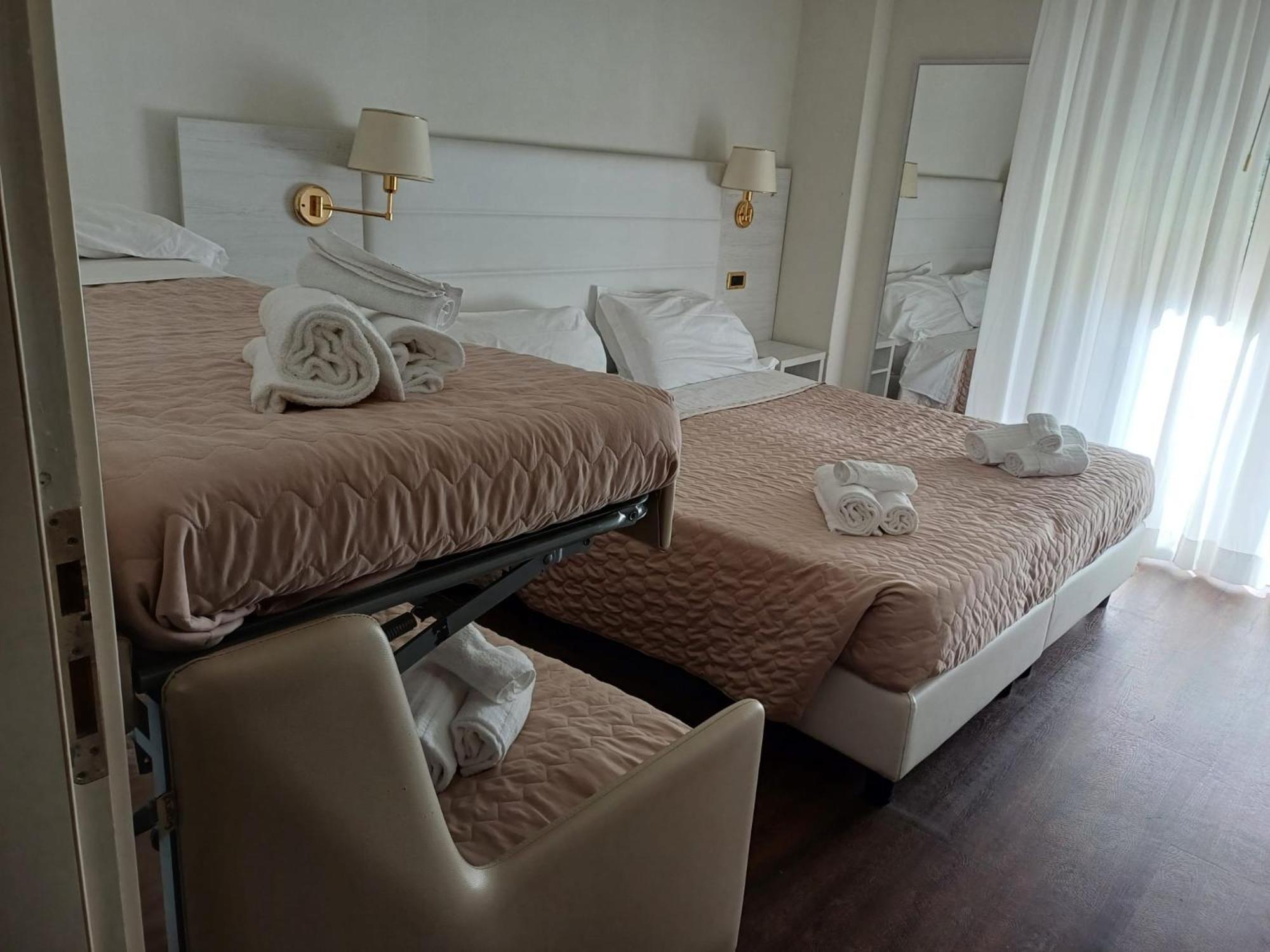 Executive Triple Room