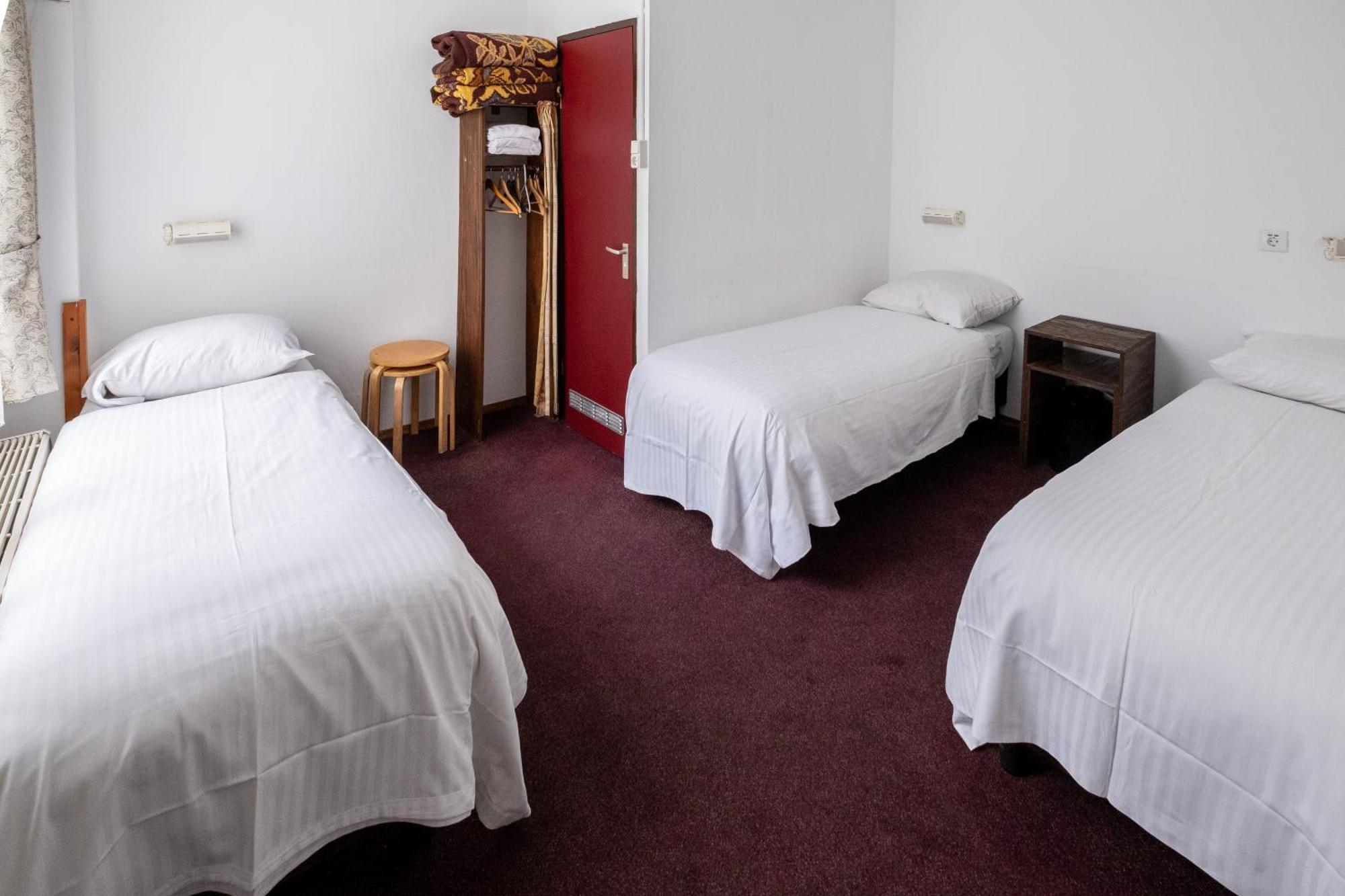 Basic Triple Room