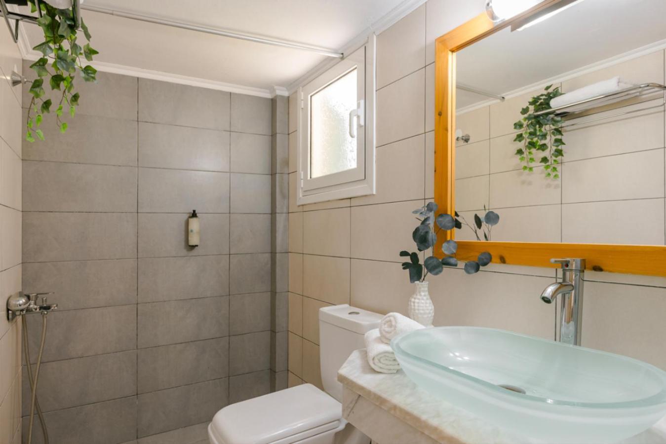 Two-Bedroom Apartment,1679561717:JPEG