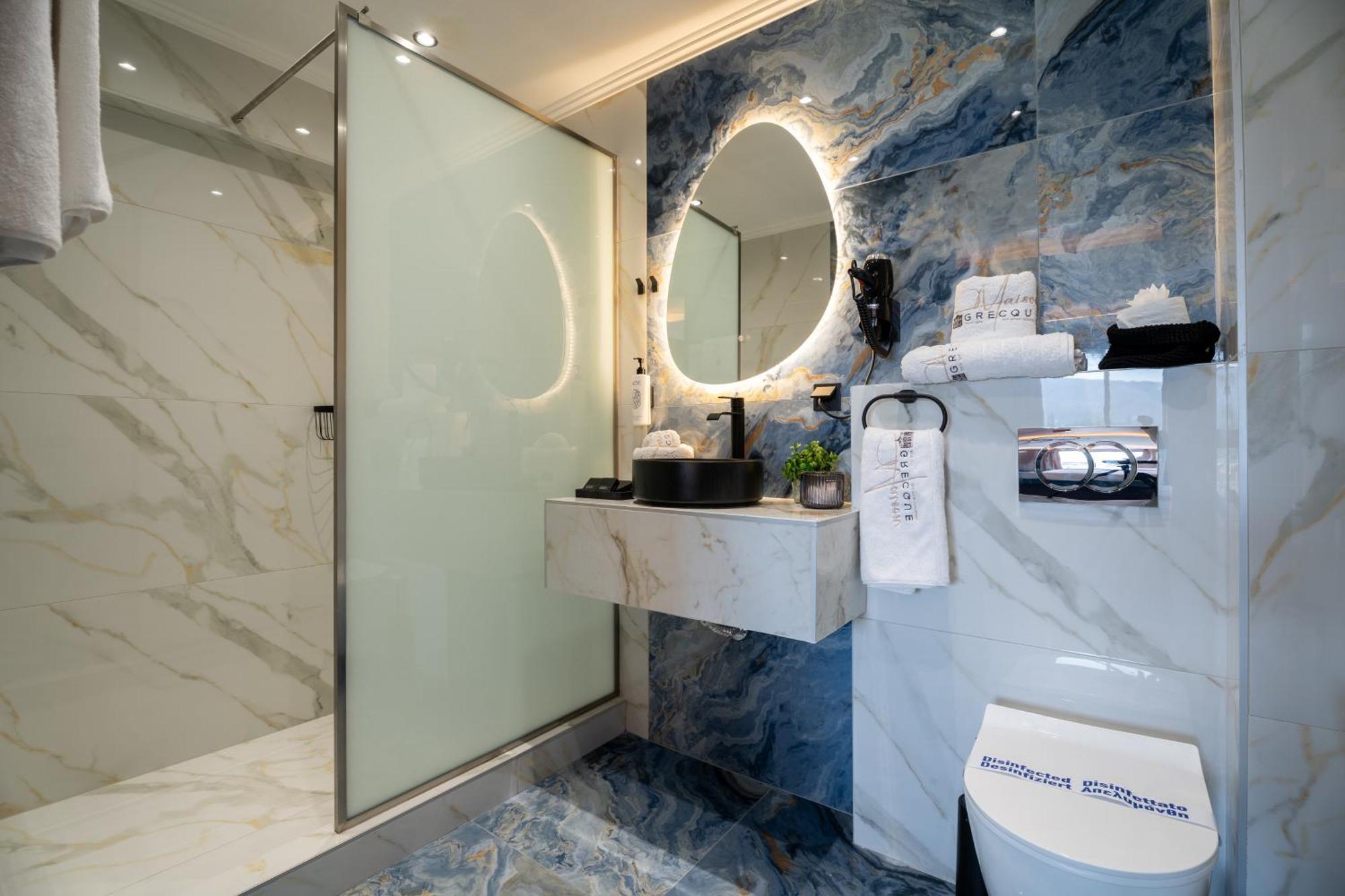 Luxury Quadruple Room