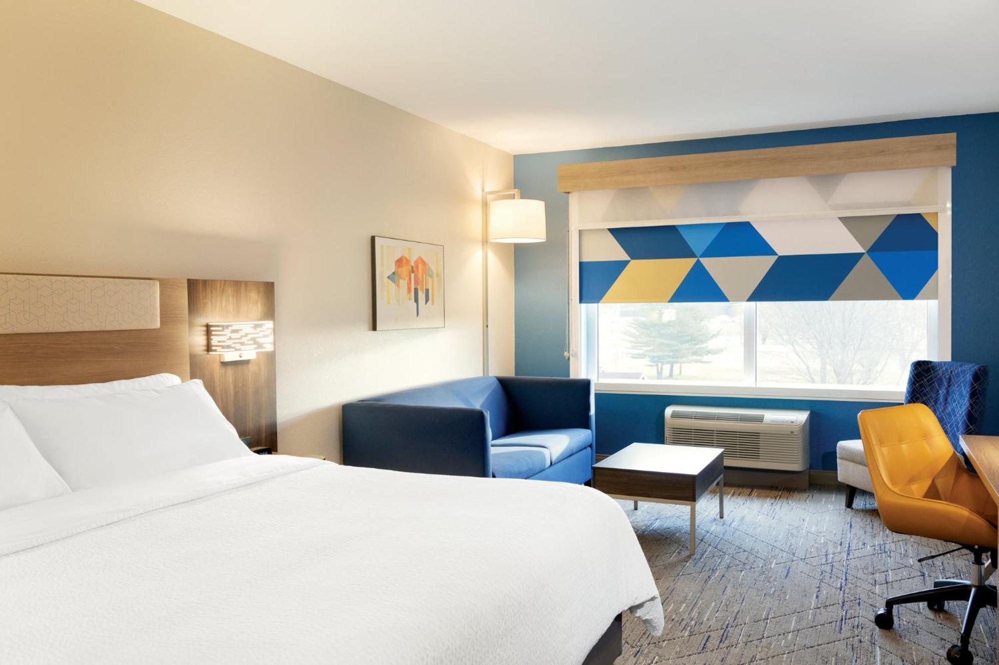 King Suite with Sofa Bed