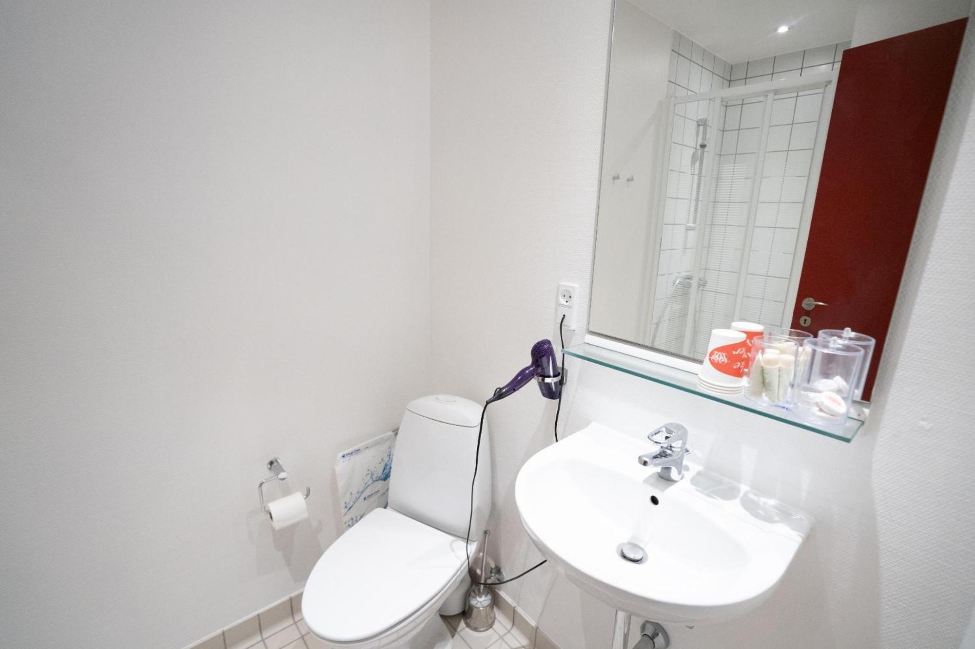 Small Single Room