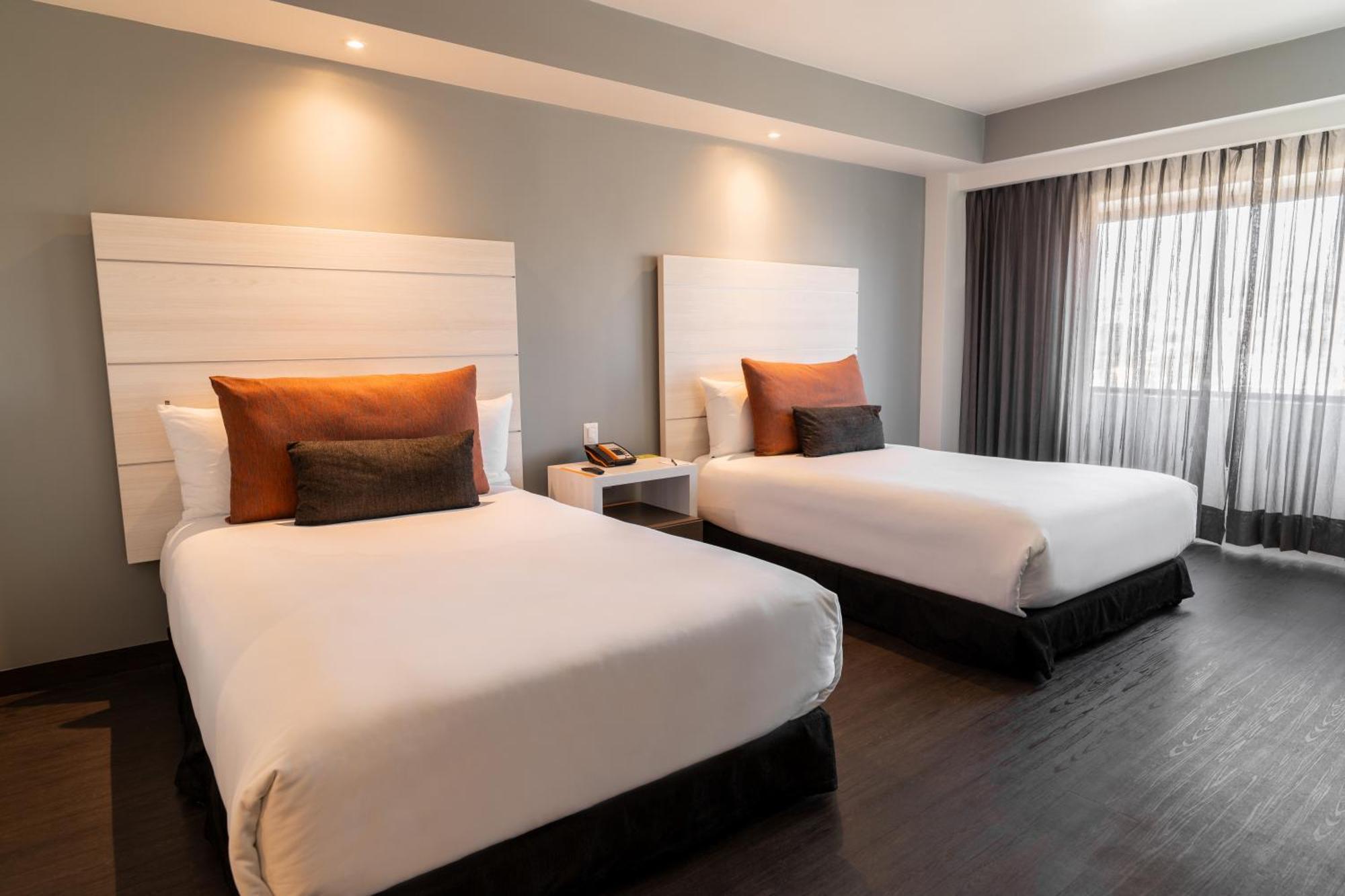 Deluxe Two Beds